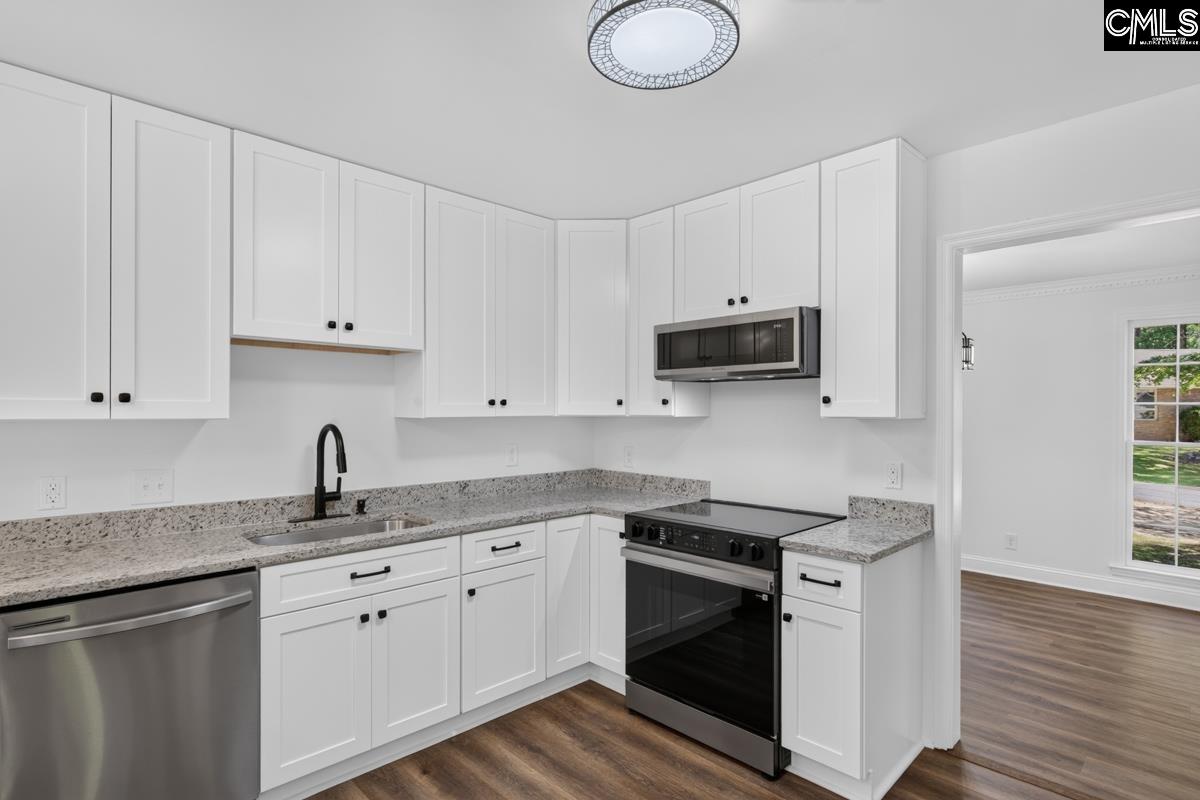 1328 Country Squire Drive Columbia, SC 29212-2202