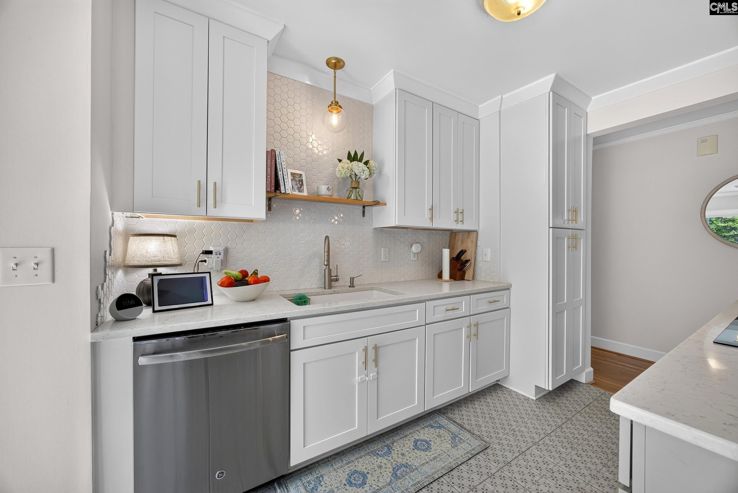 2810 Stratford Road Columbia, SC 29204