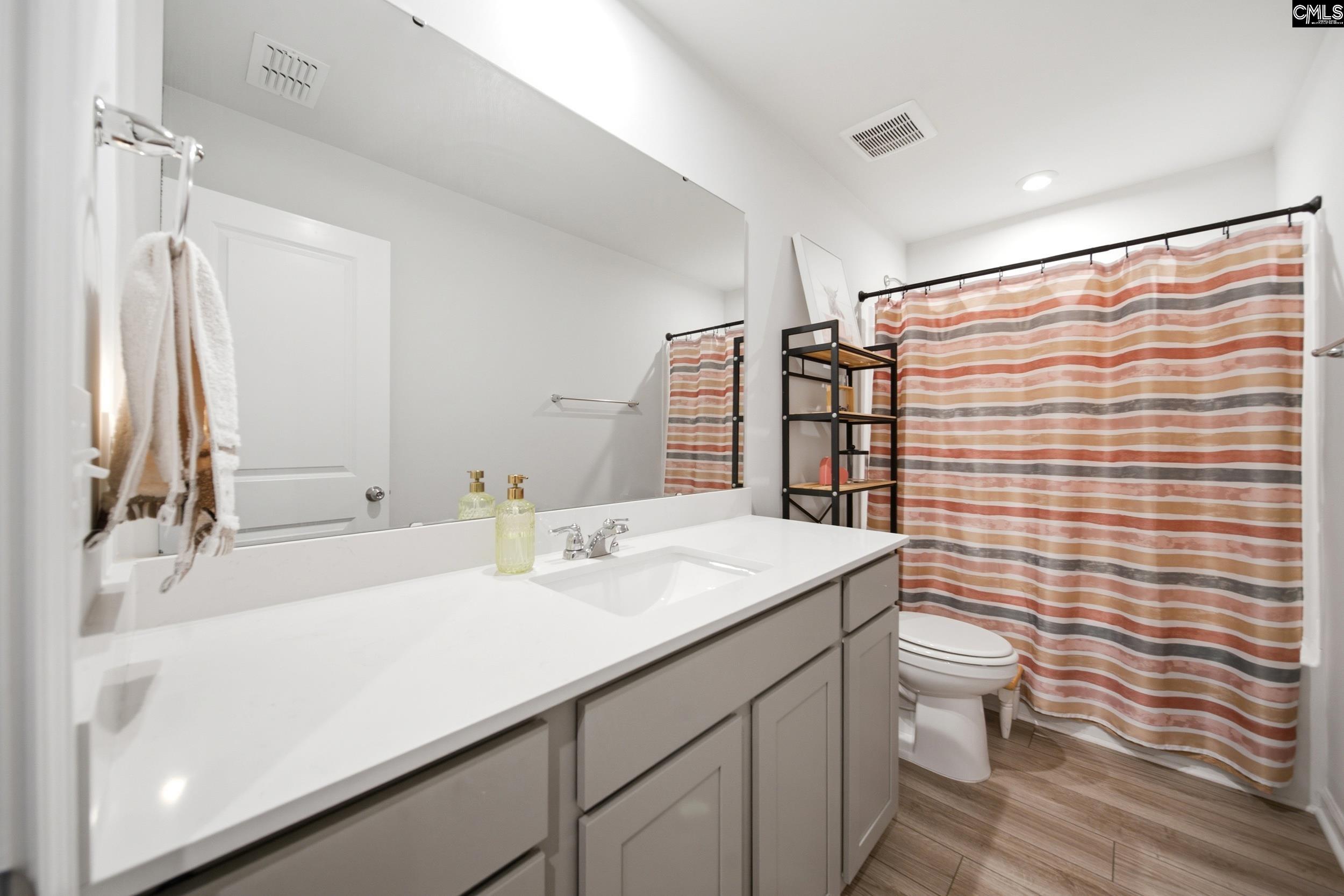 348 Fox Glen Drive Blythewood, SC 29016