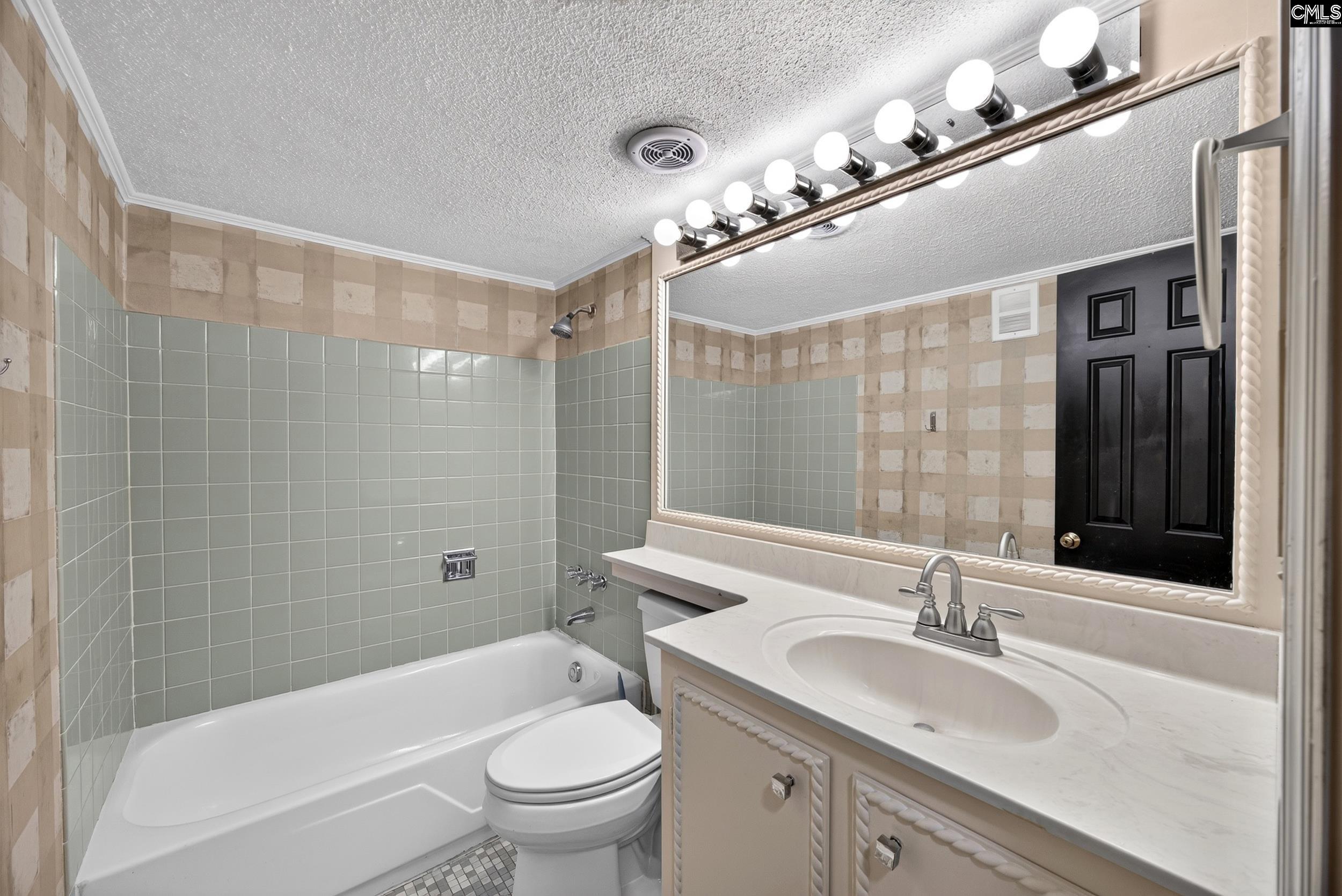 5516 Lakeshore Drive Columbia, SC 29206