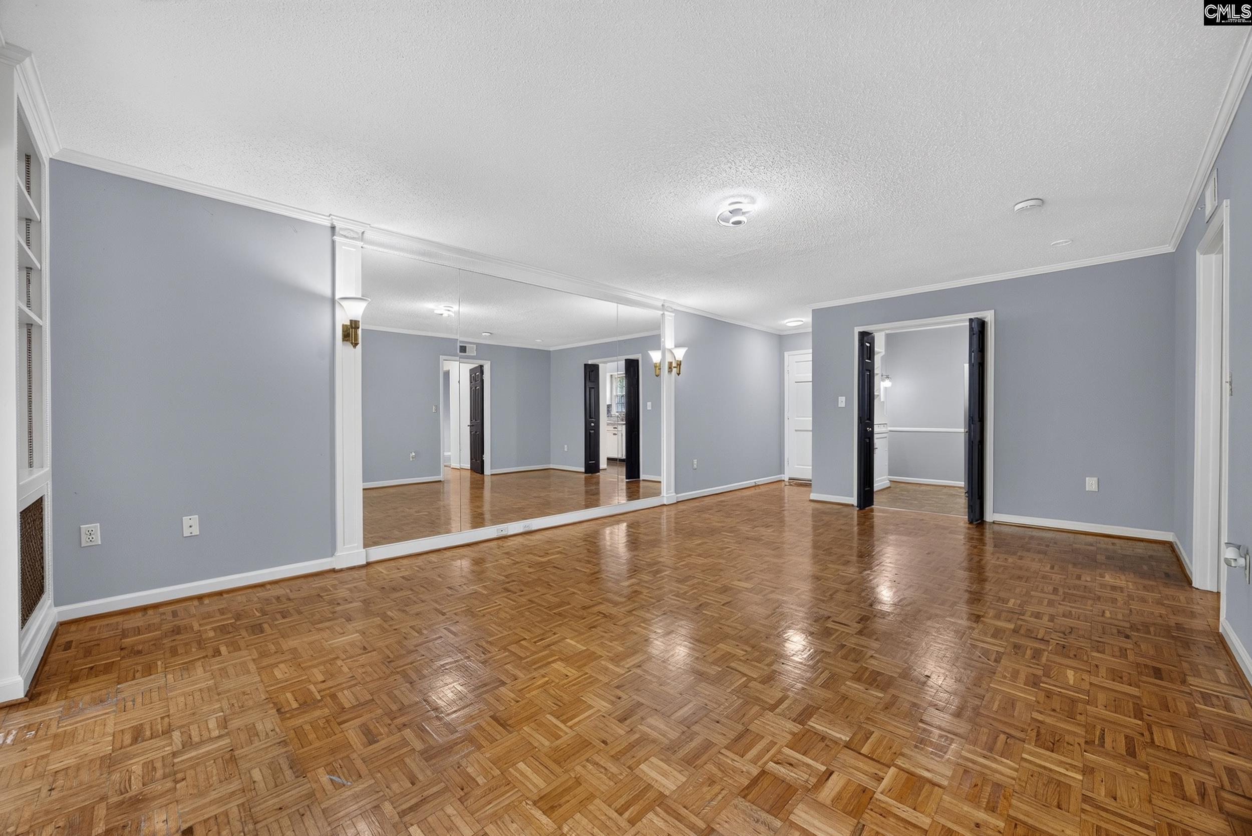 5516 Lakeshore Drive Columbia, SC 29206