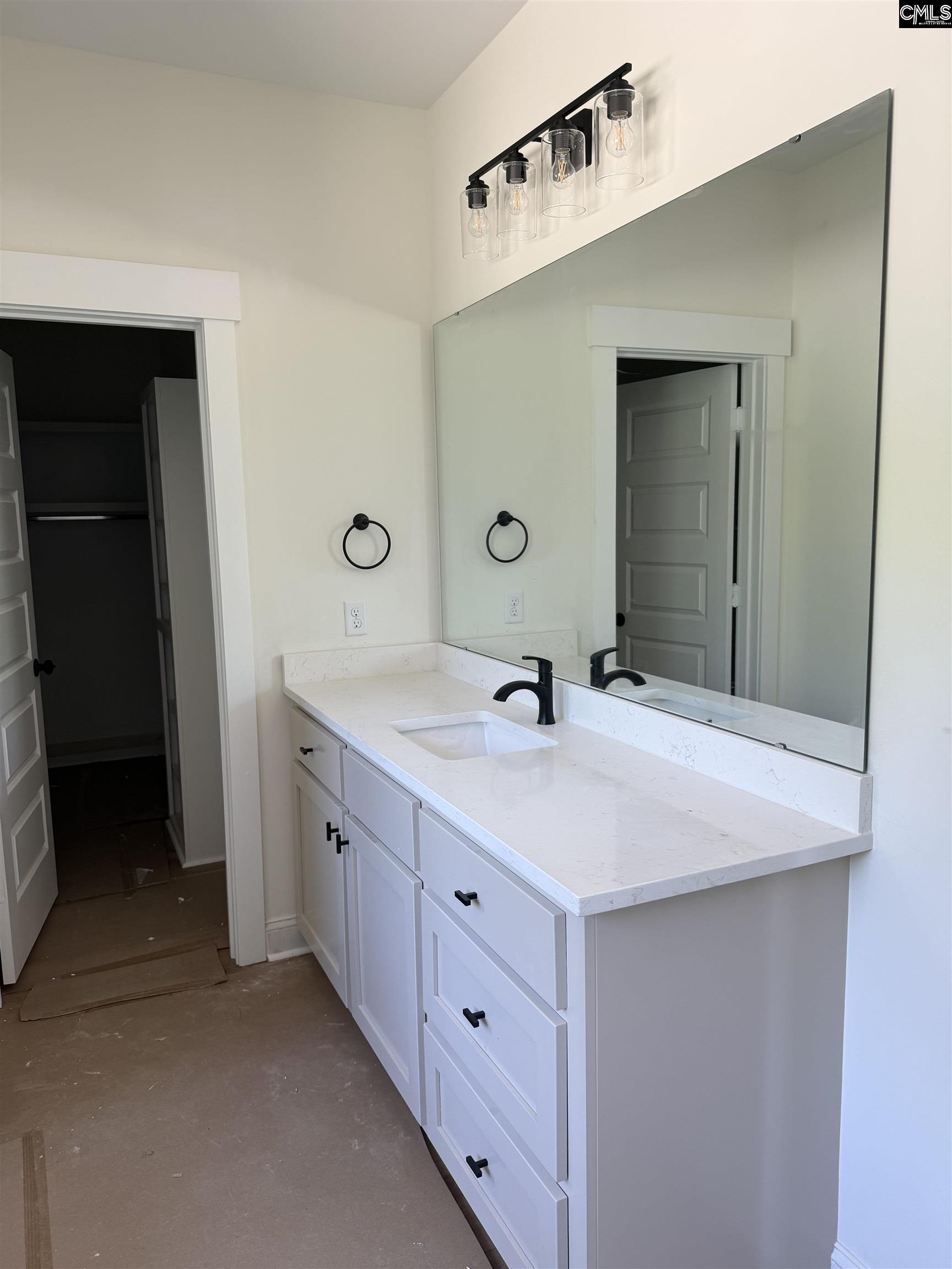 1773 Holland Road Cassatt, SC 29032