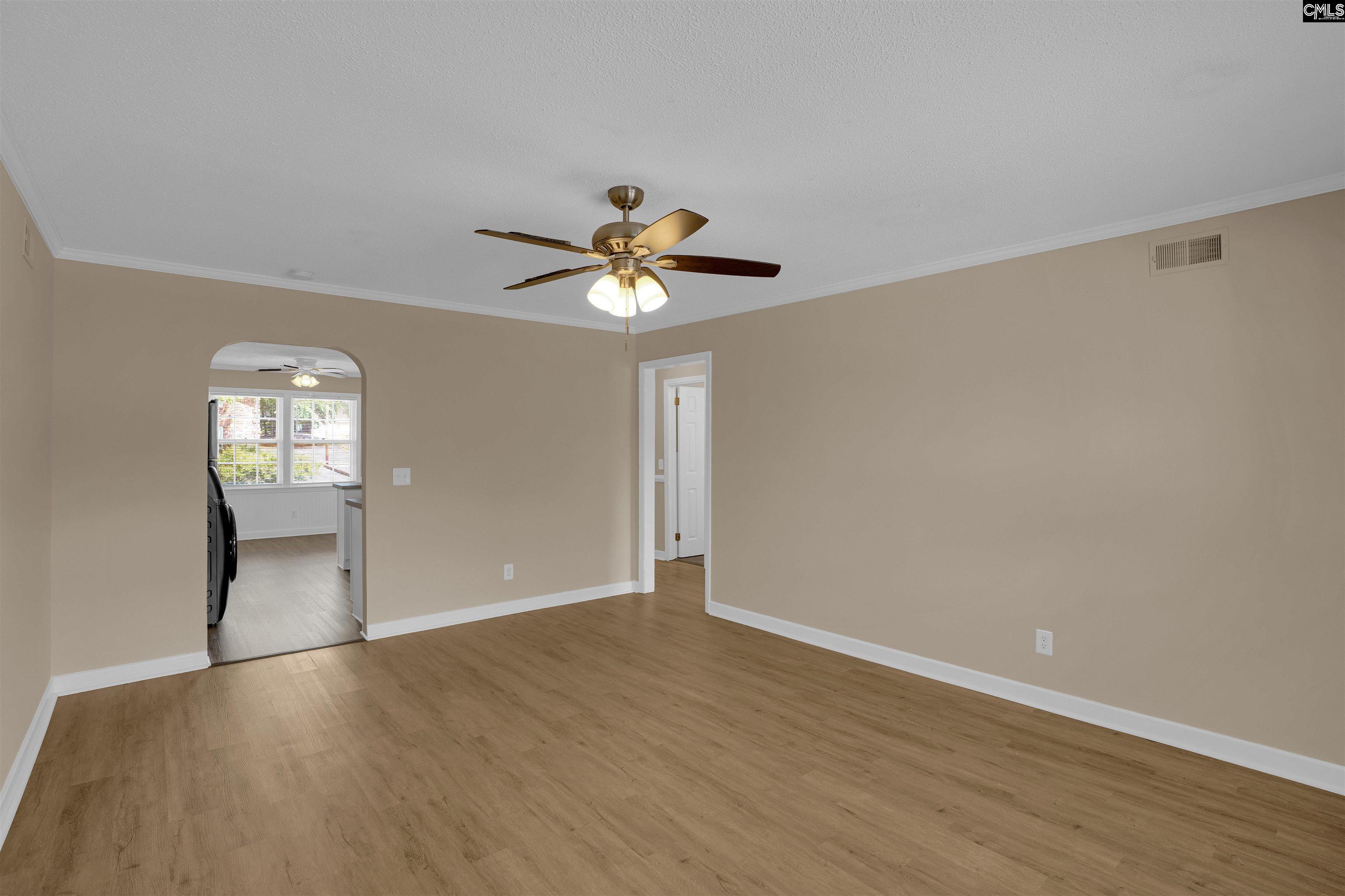 3907 Forest Drive Columbia, SC 29204-4144