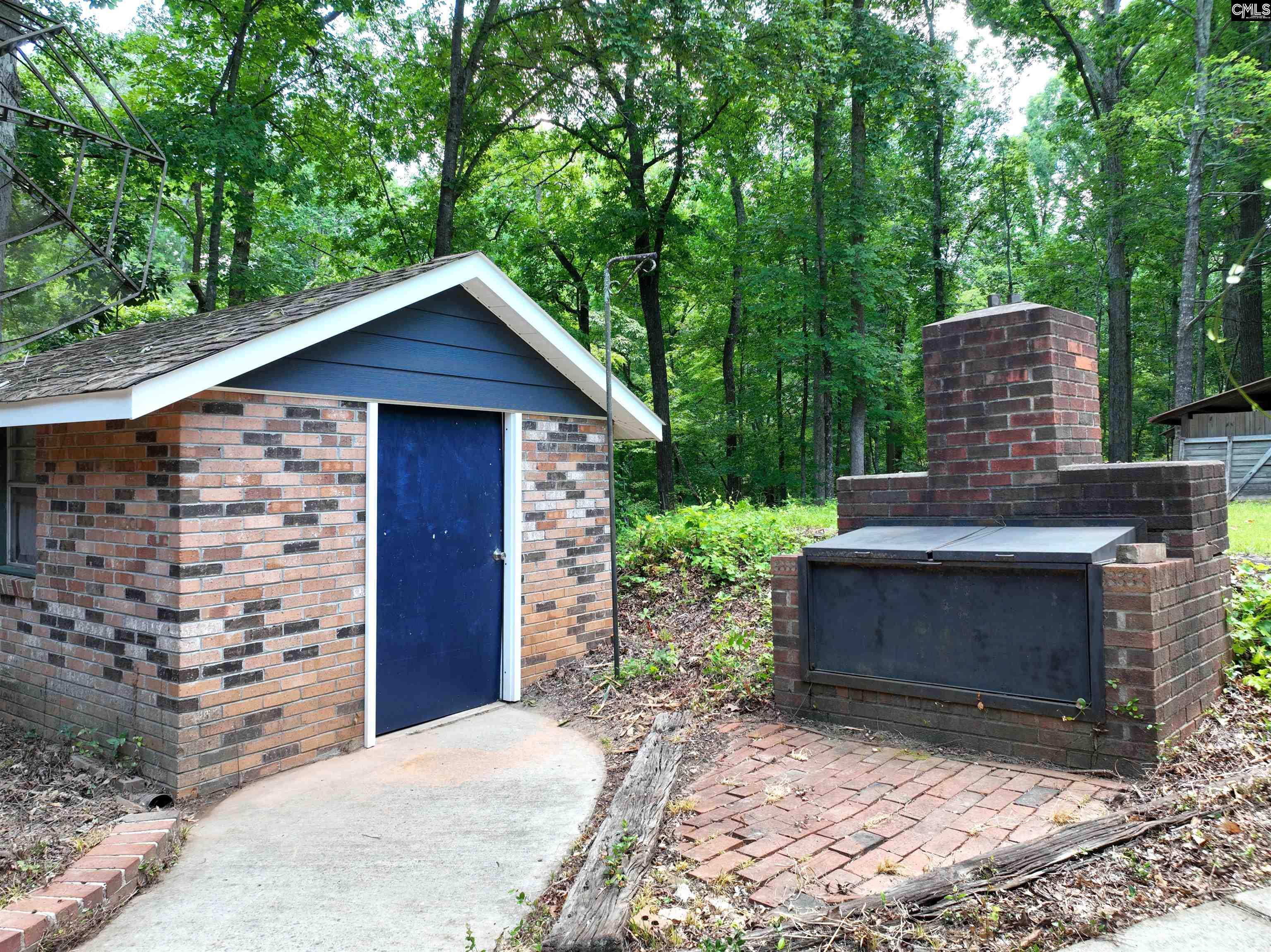130 Pinewood Drive Chapin, SC 29036