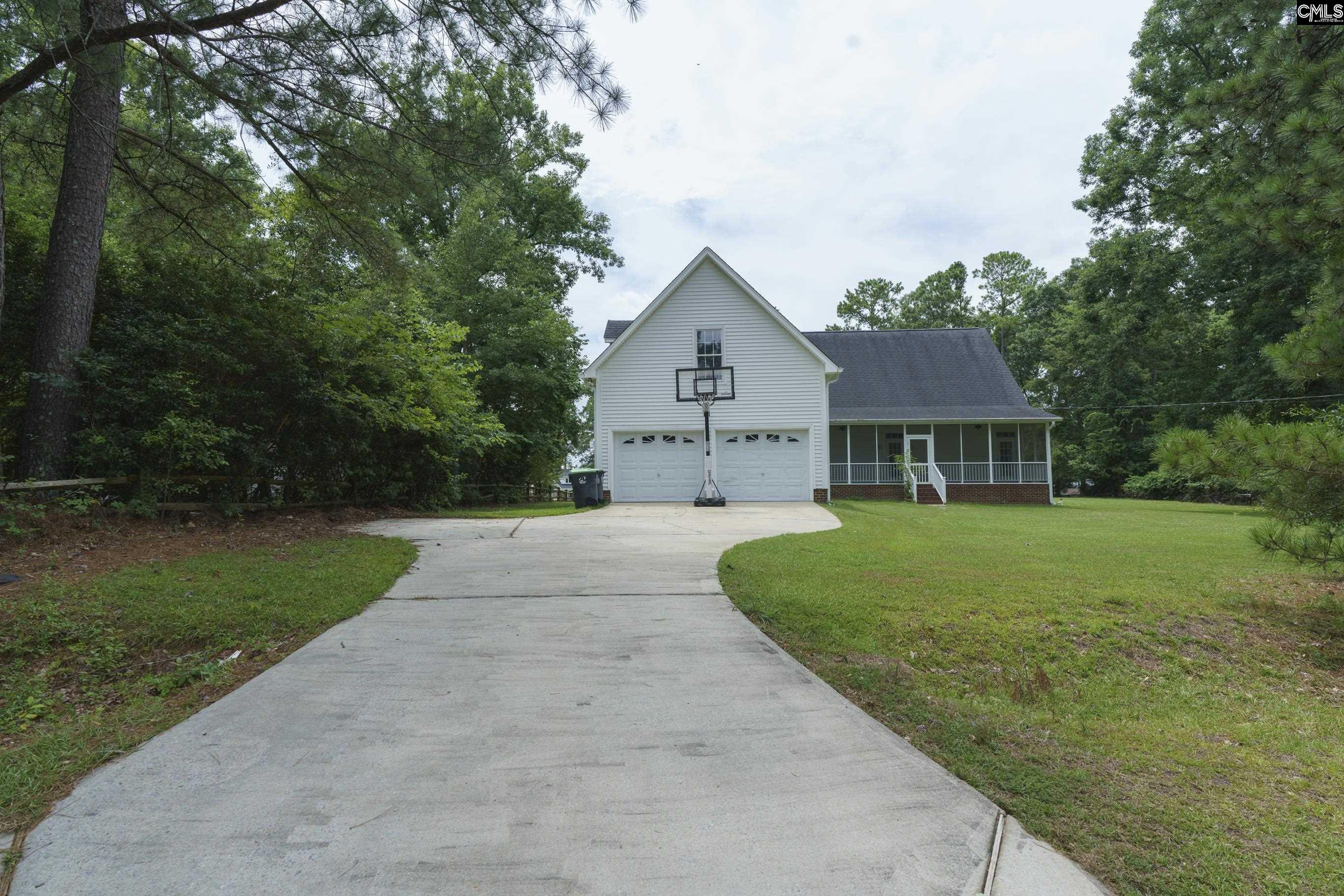 421 Dutchman Shores Circle Chapin, SC 29036-8357