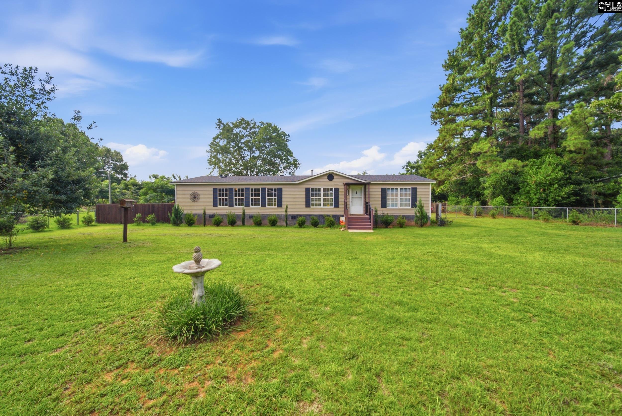 5860 Wessex Drive Wedgefield, SC 29168
