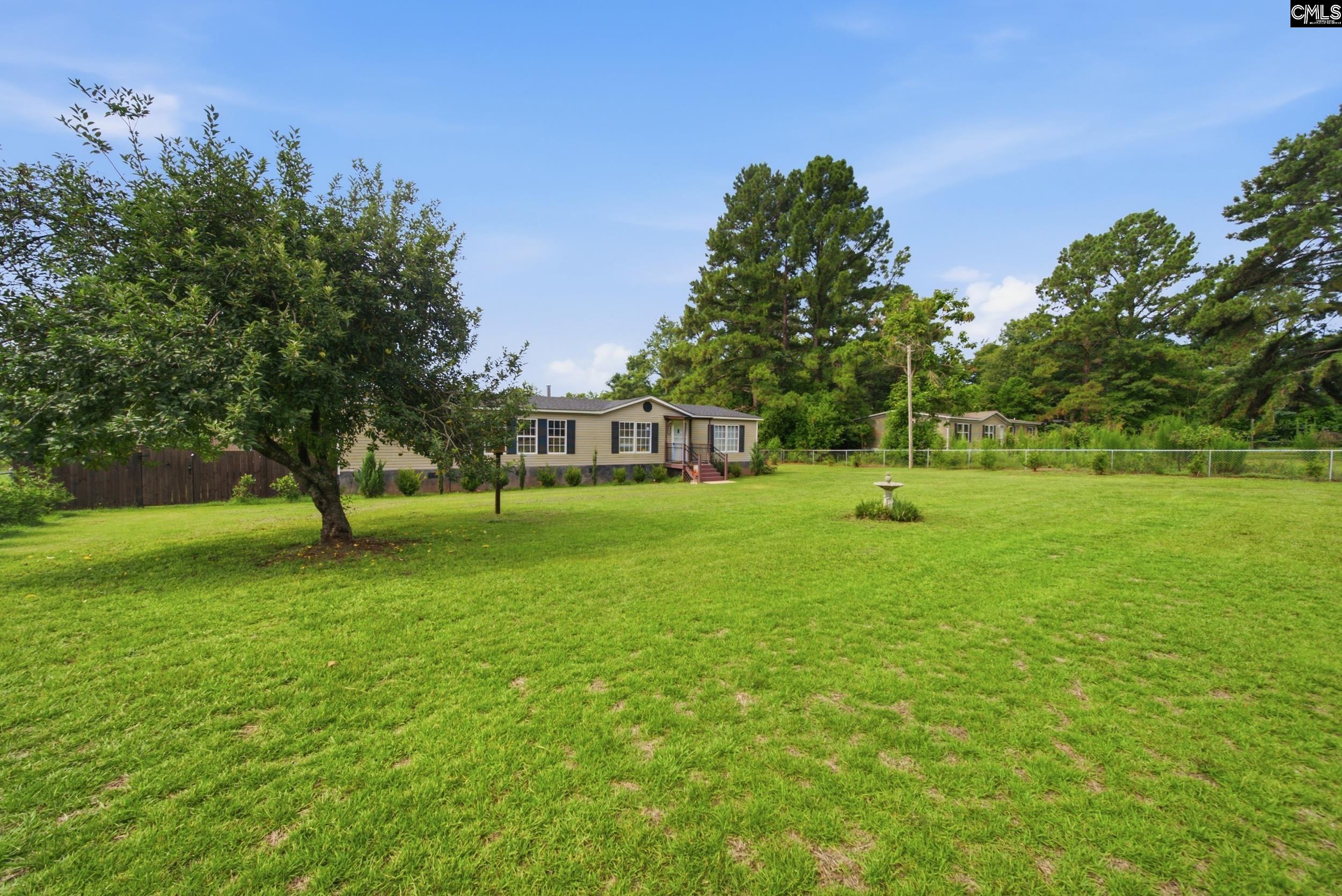 5860 Wessex Drive Wedgefield, SC 29168