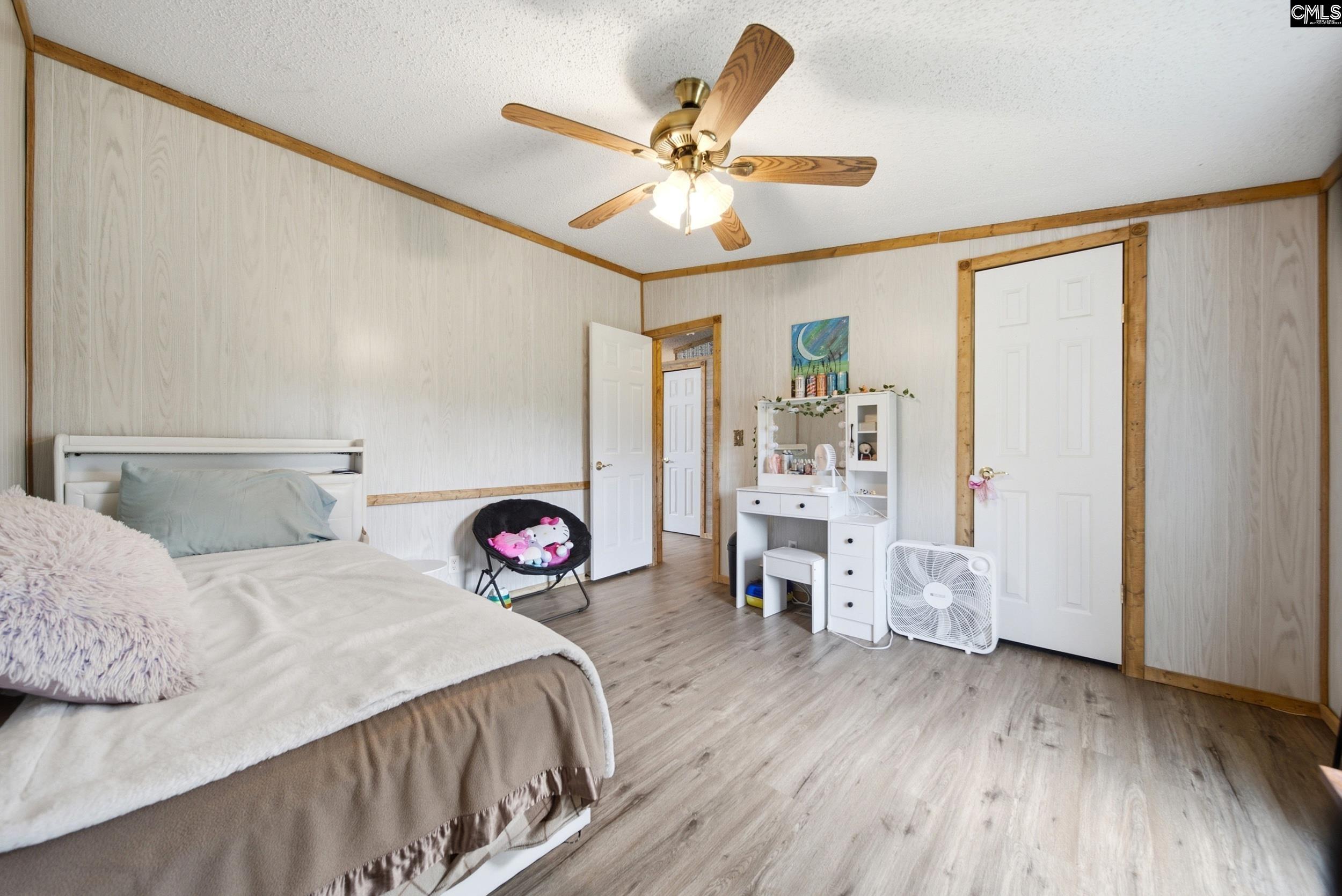 5860 Wessex Drive Wedgefield, SC 29168