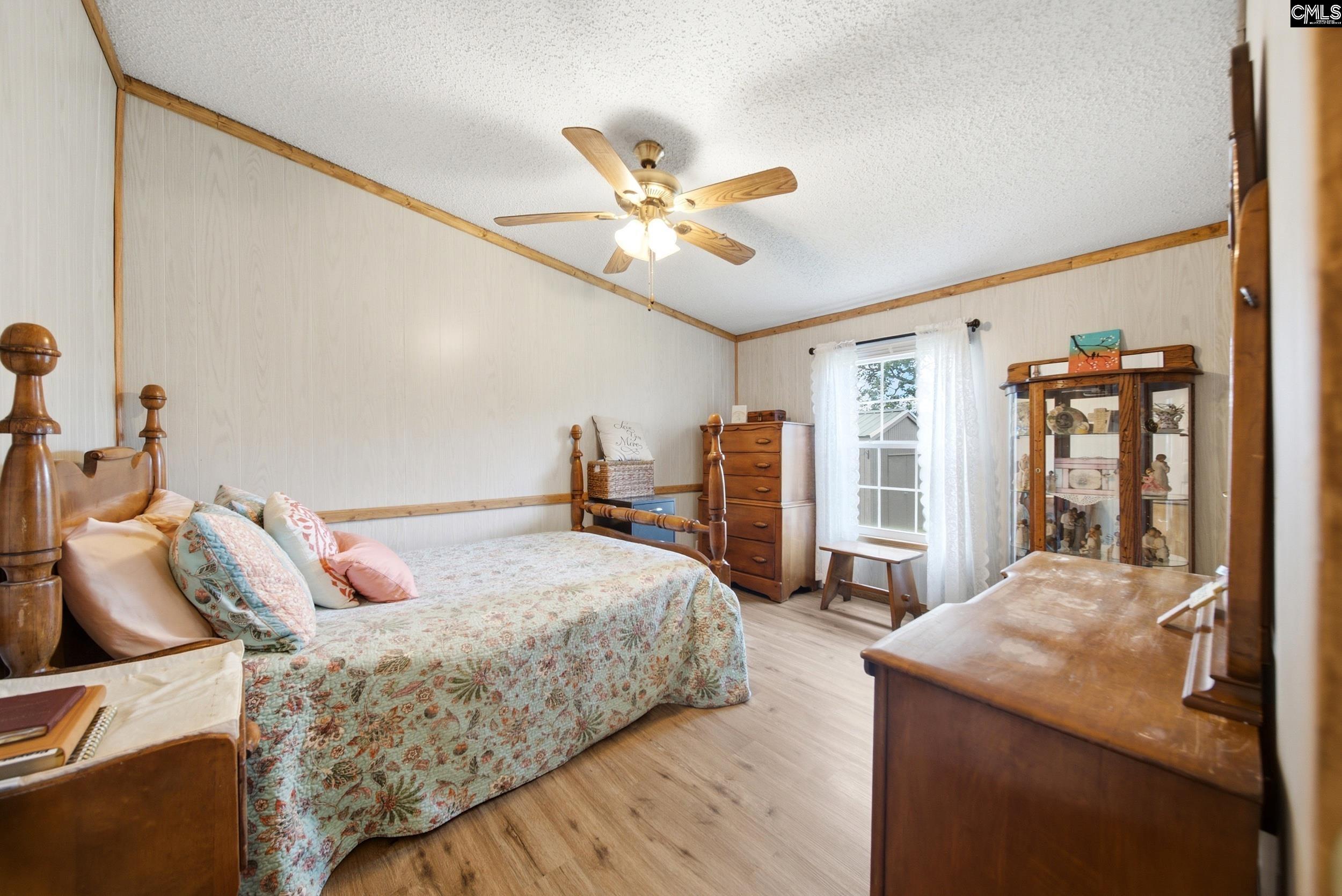 5860 Wessex Drive Wedgefield, SC 29168