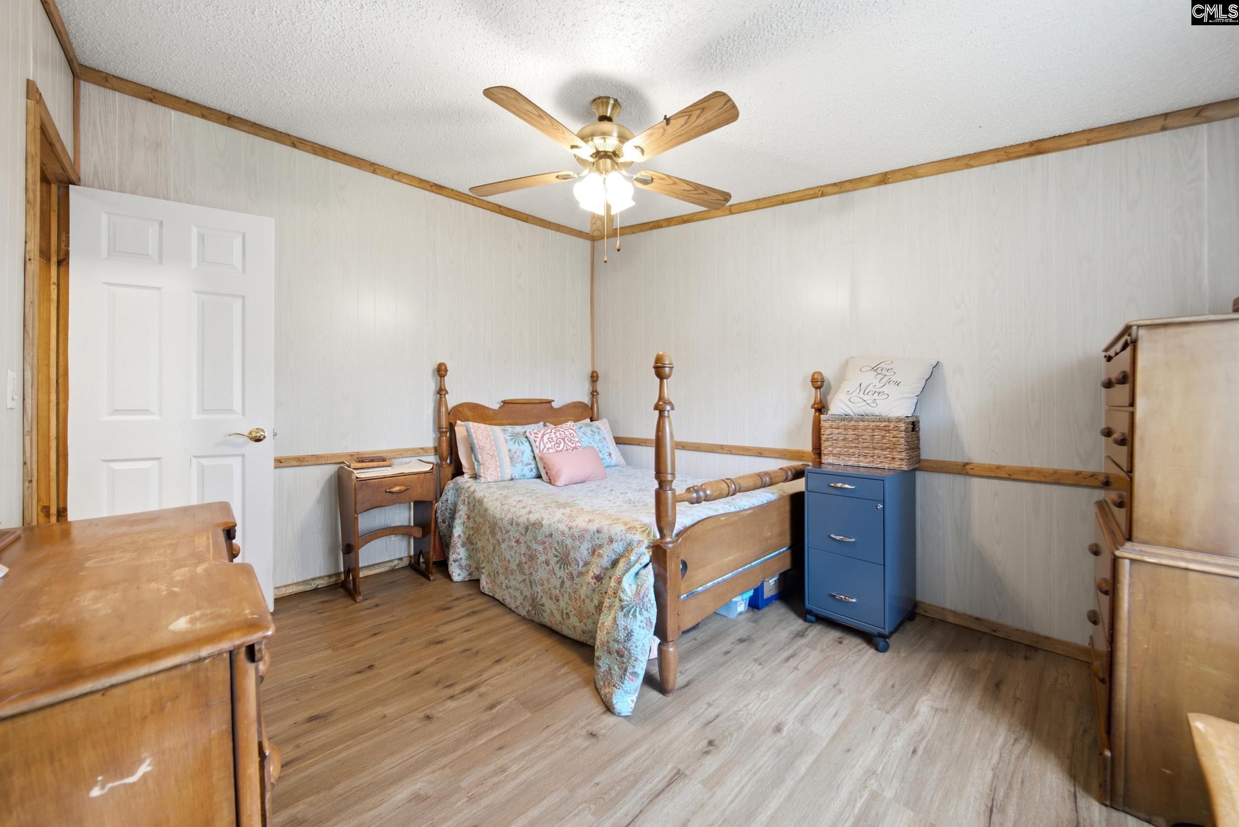 5860 Wessex Drive Wedgefield, SC 29168