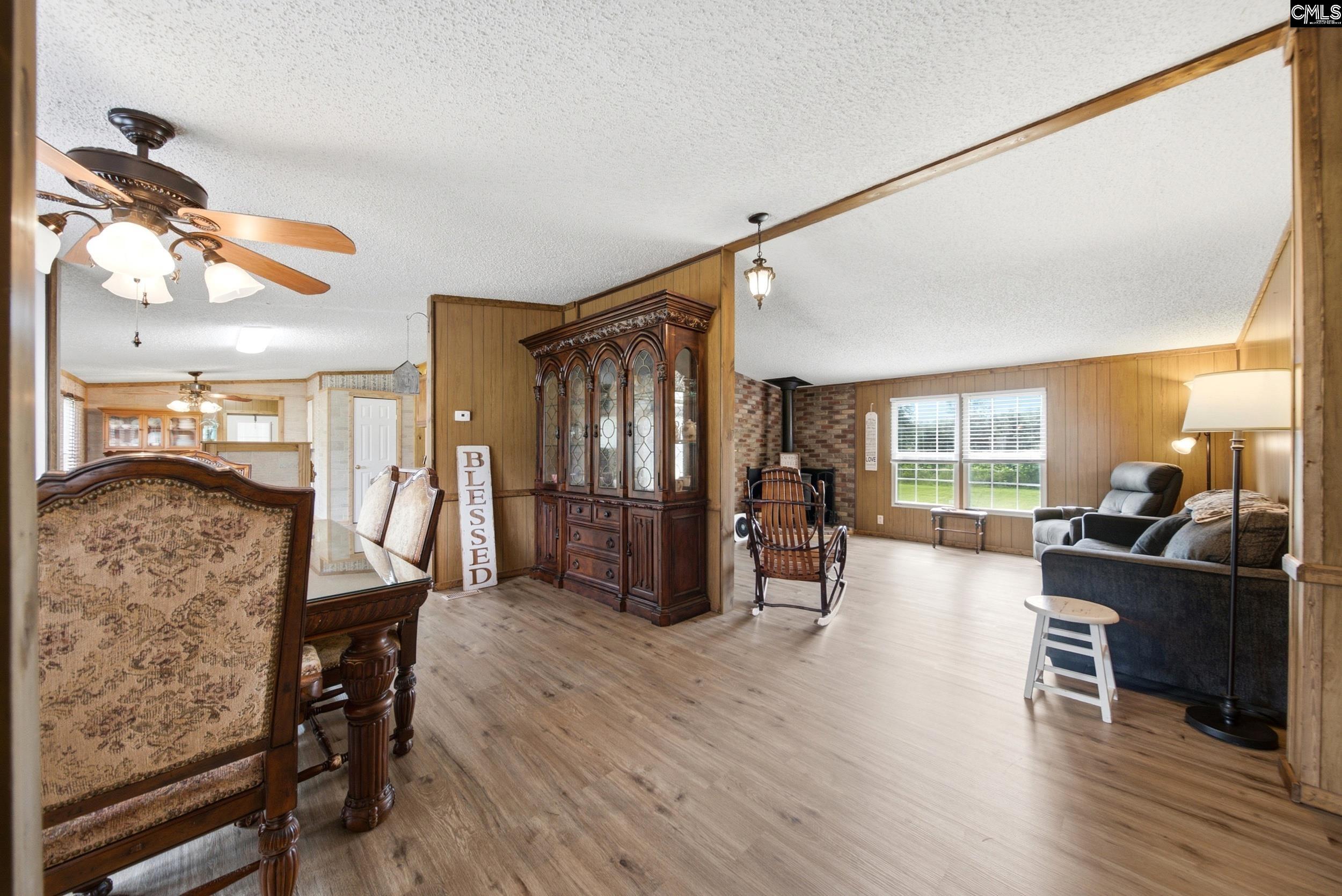 5860 Wessex Drive Wedgefield, SC 29168