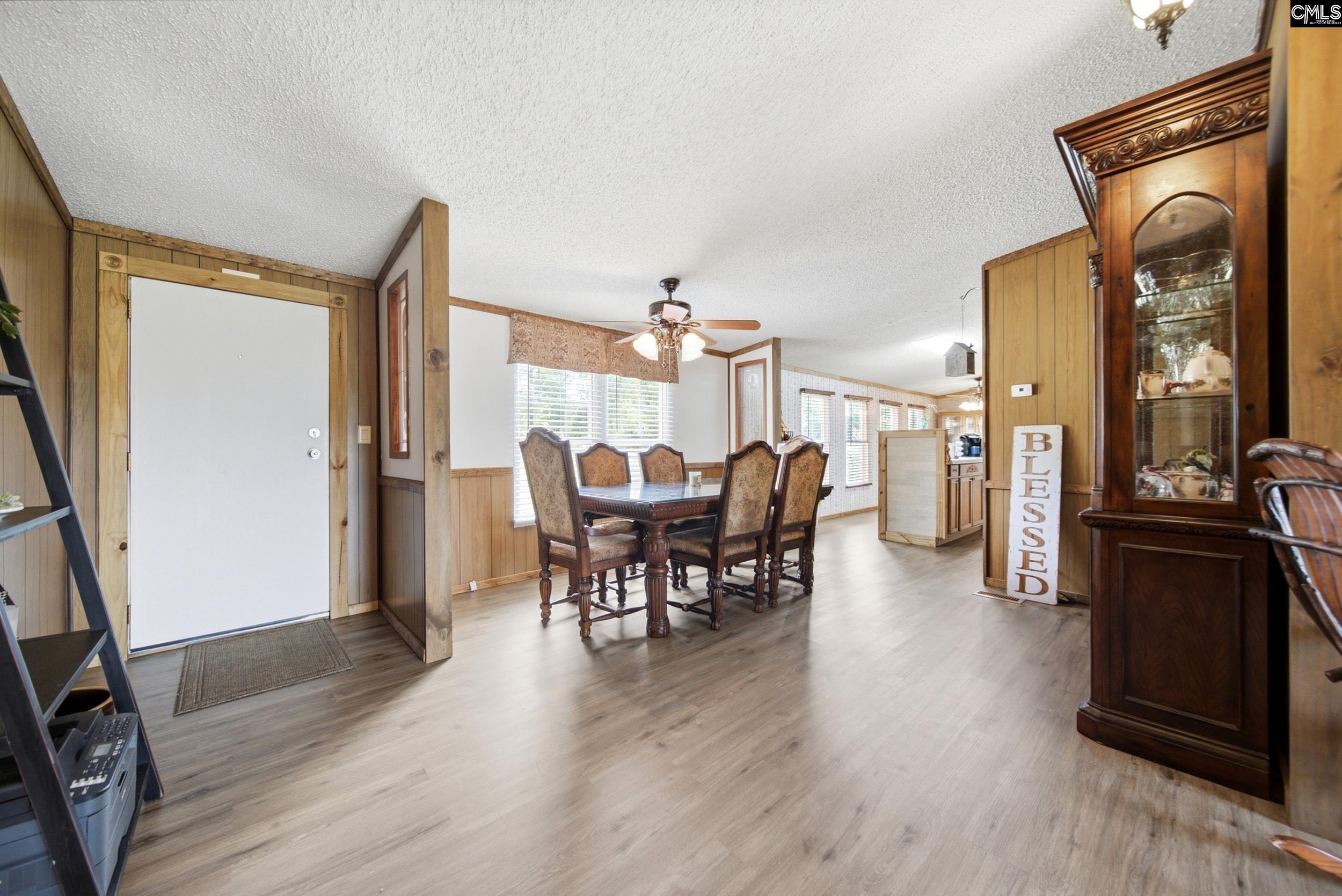 5860 Wessex Drive Wedgefield, SC 29168