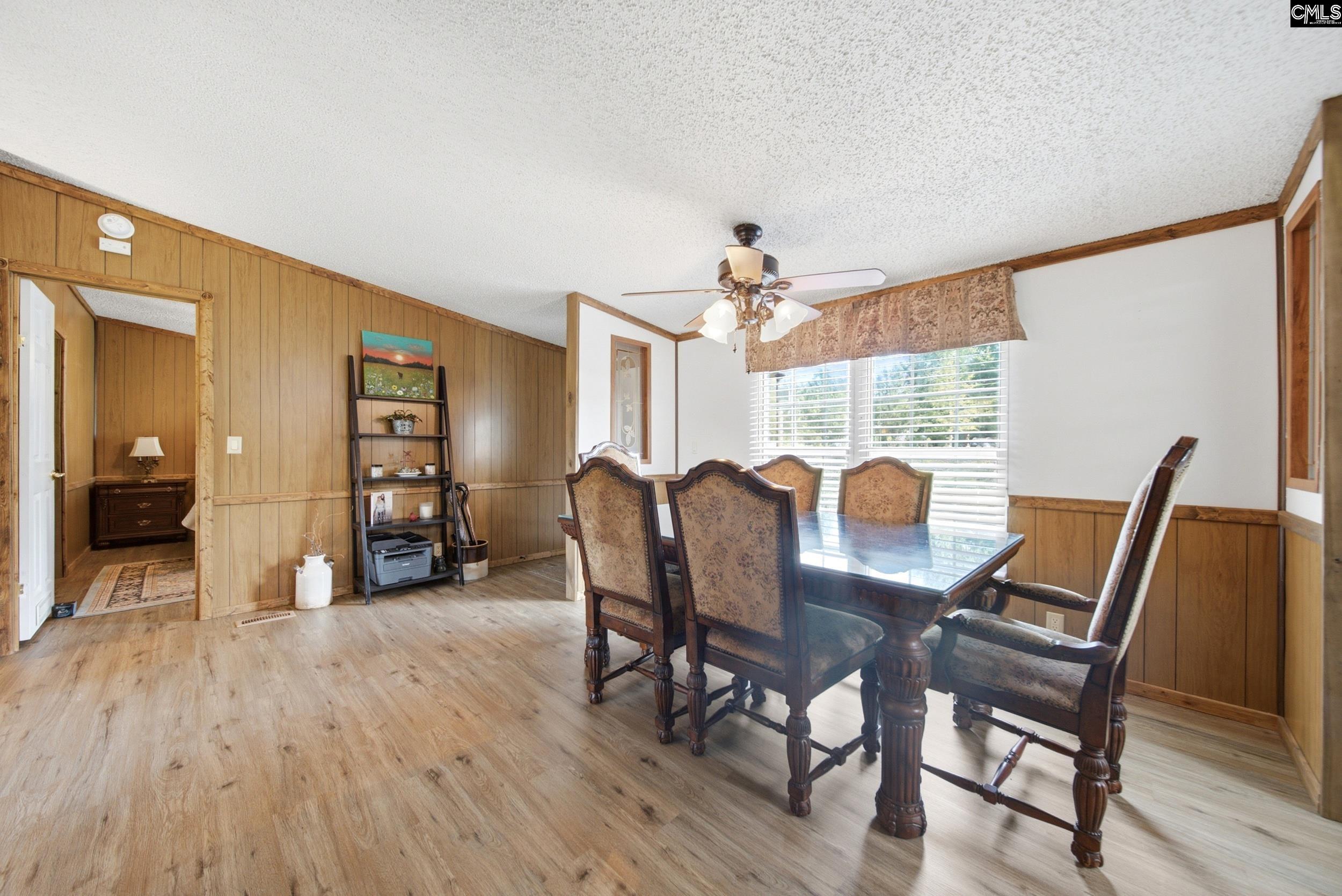 5860 Wessex Drive Wedgefield, SC 29168