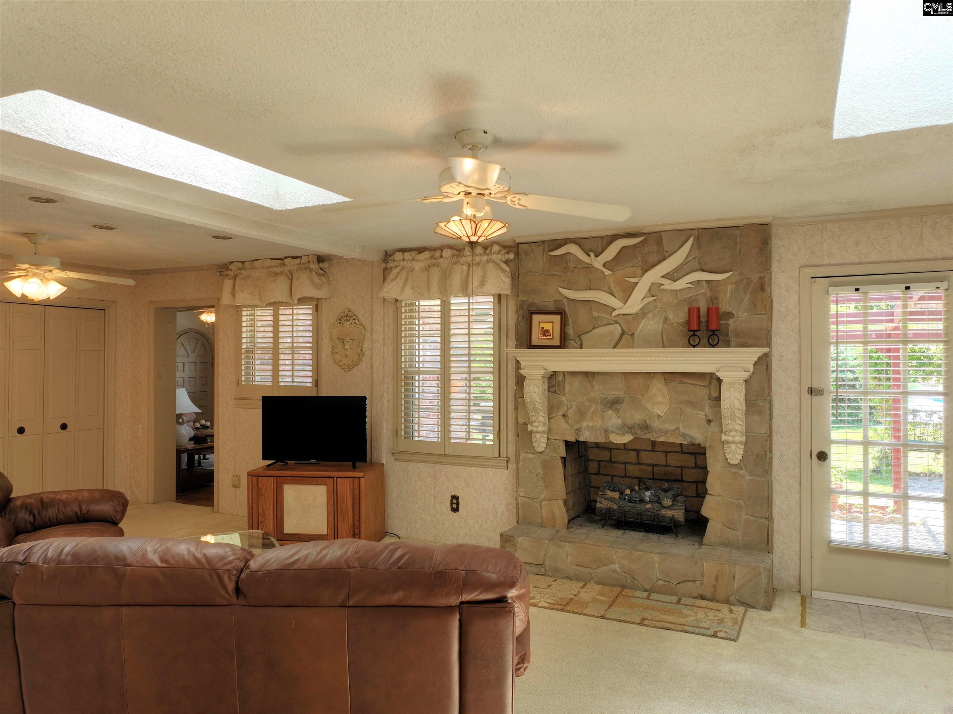 104 Oak Leaf Lane Lexington, SC 29073