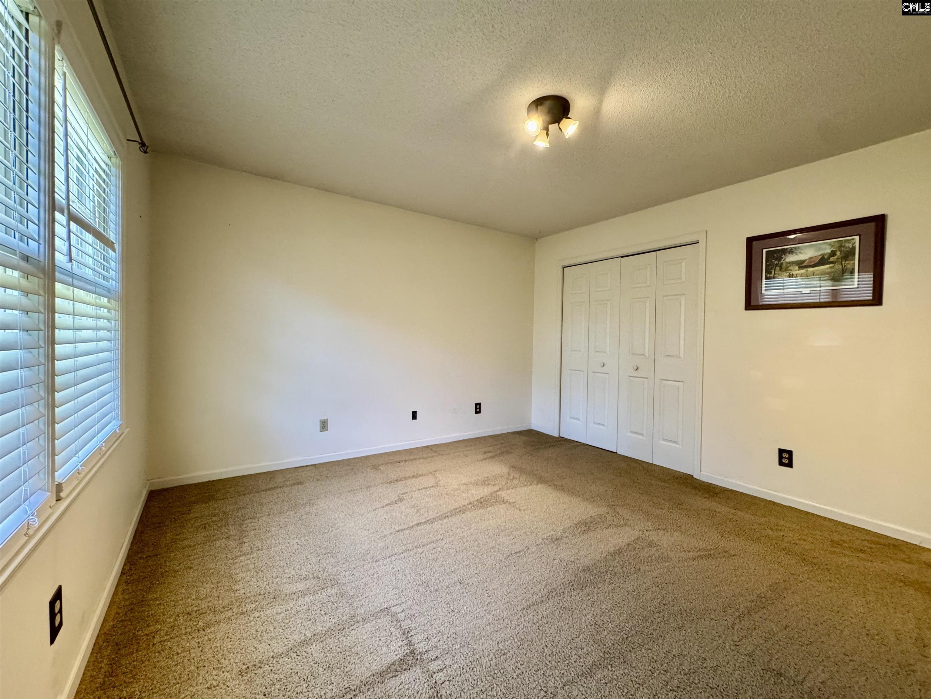 741 Point Drive Orangeburg, SC 29118