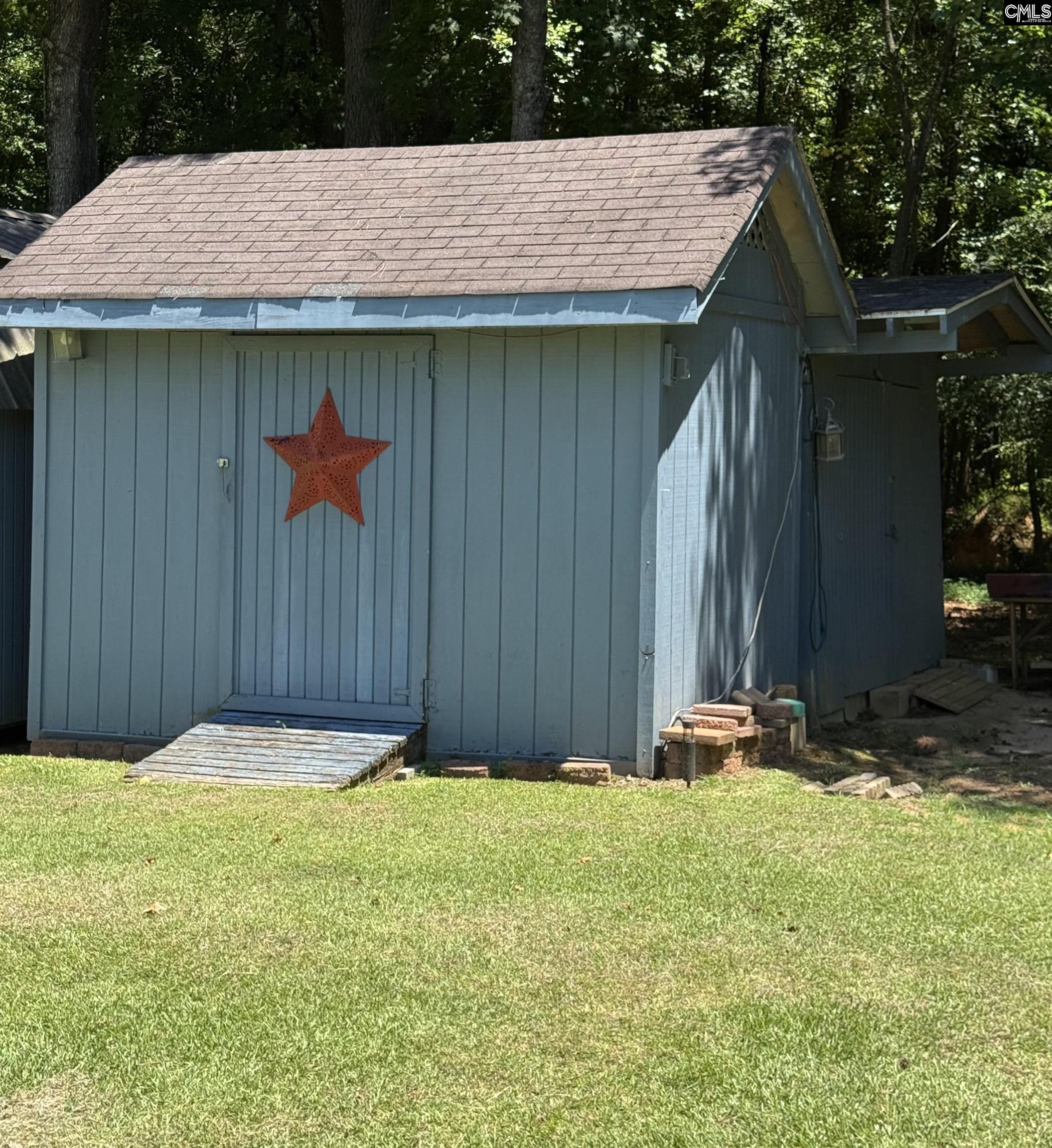 741 Point Drive Orangeburg, SC 29118