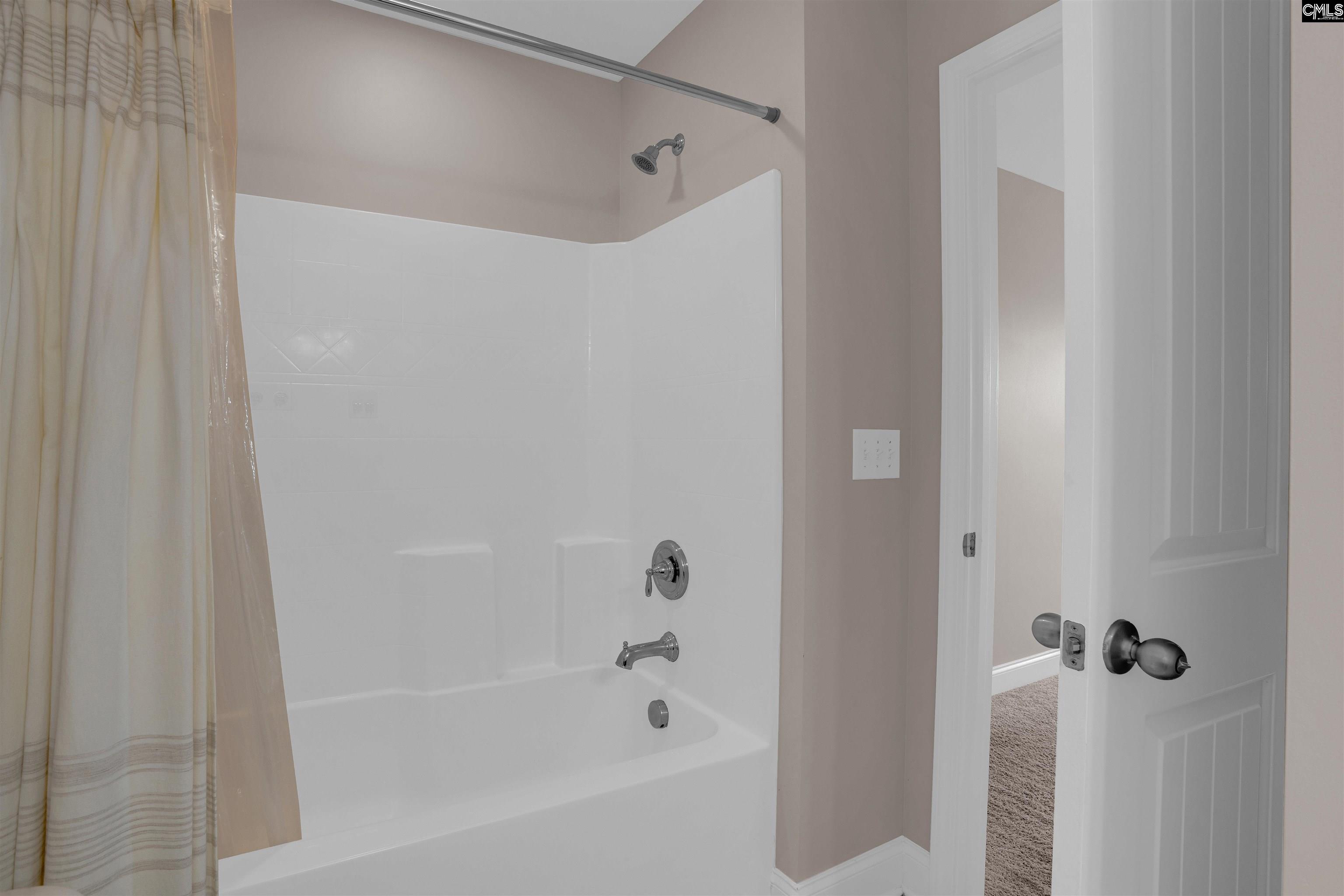 692 Gladiolus Drive Columbia, SC 29229-6904