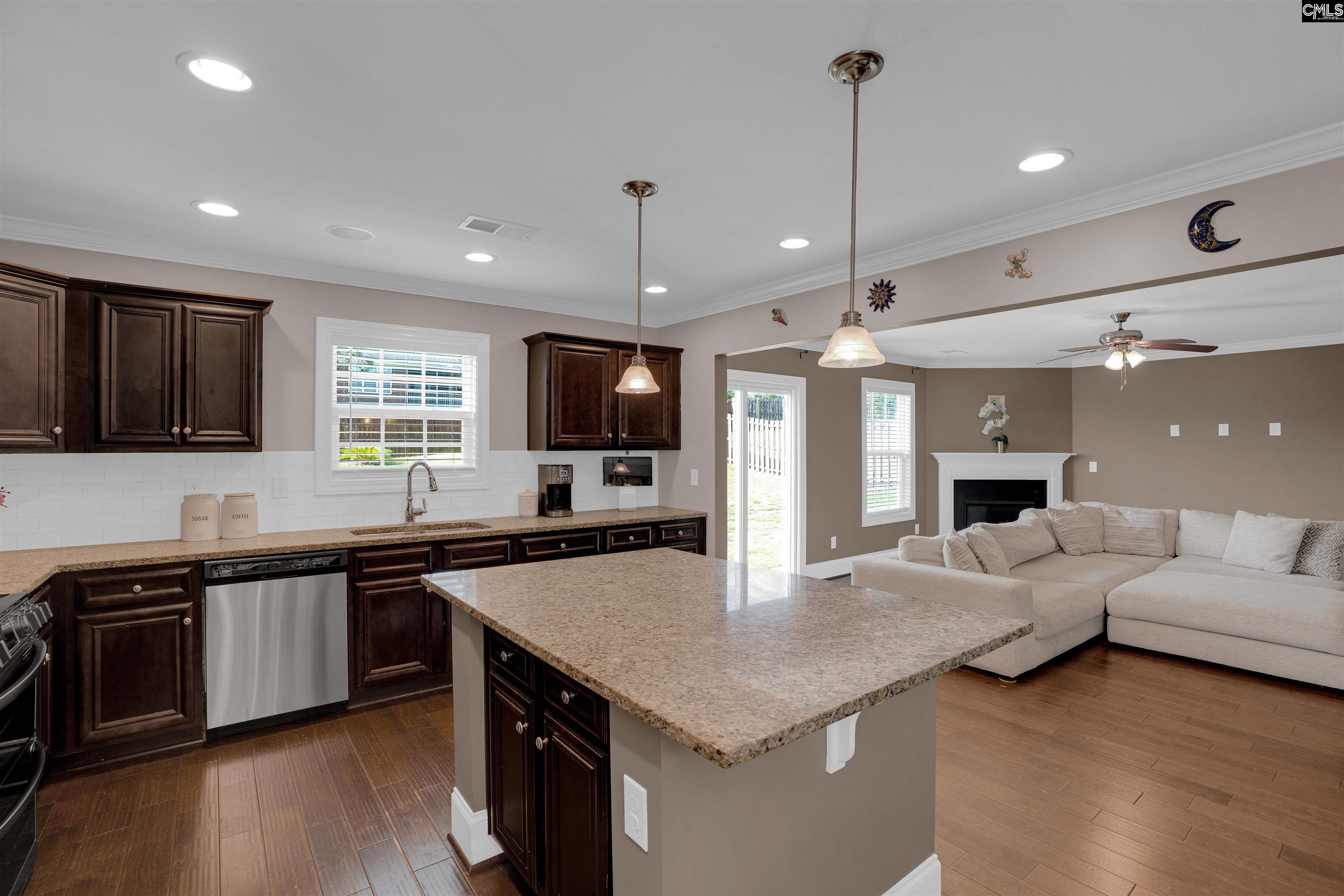 692 Gladiolus Drive Columbia, SC 29229-6904