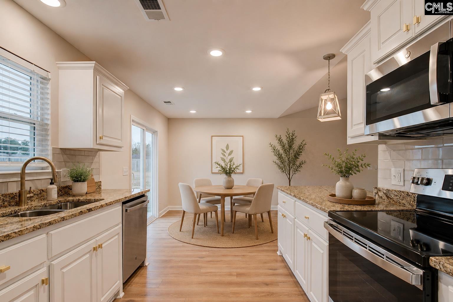 1367 Wildwood Lane