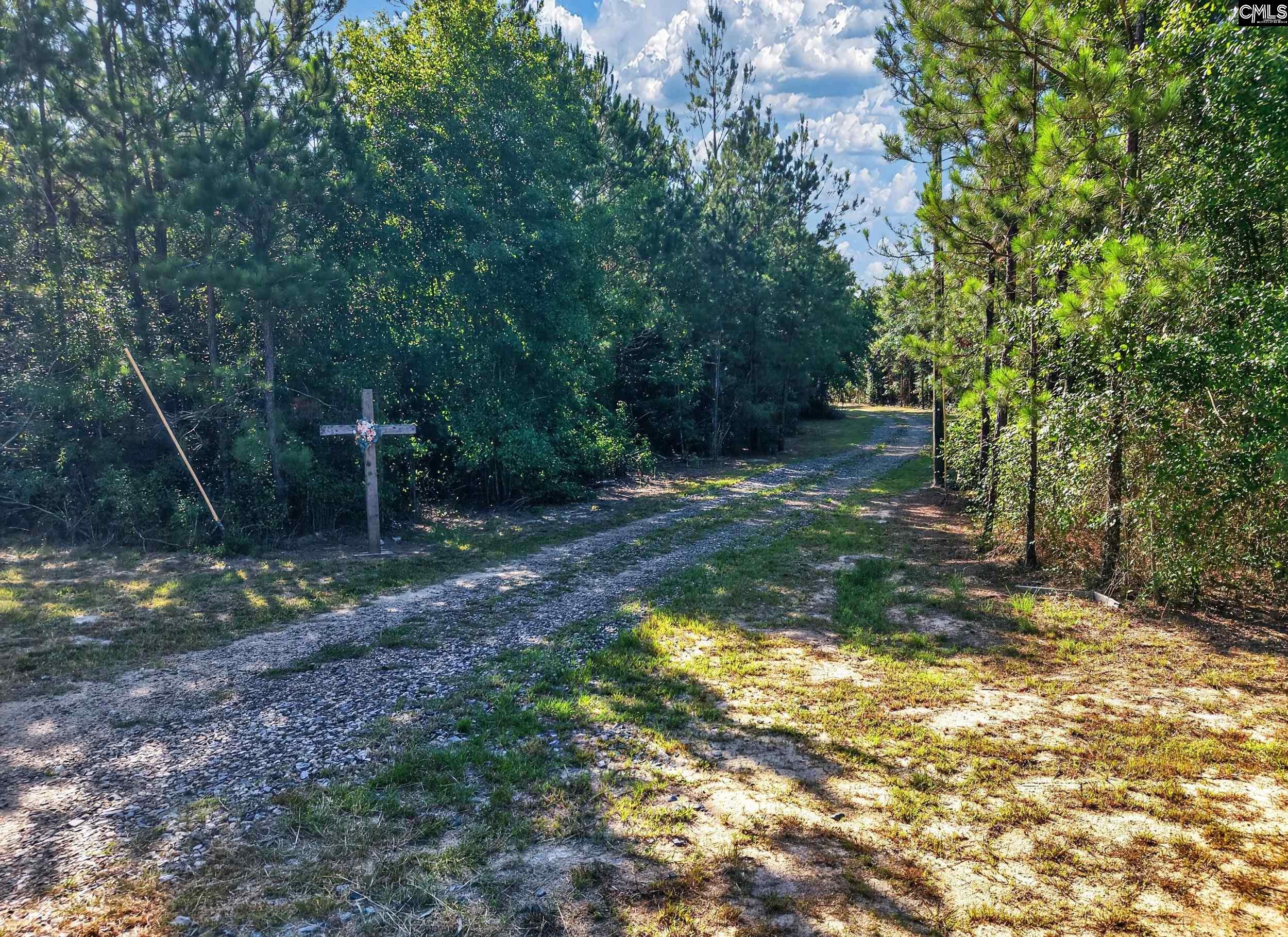 2215 Porter Road Cassatt, SC 29032