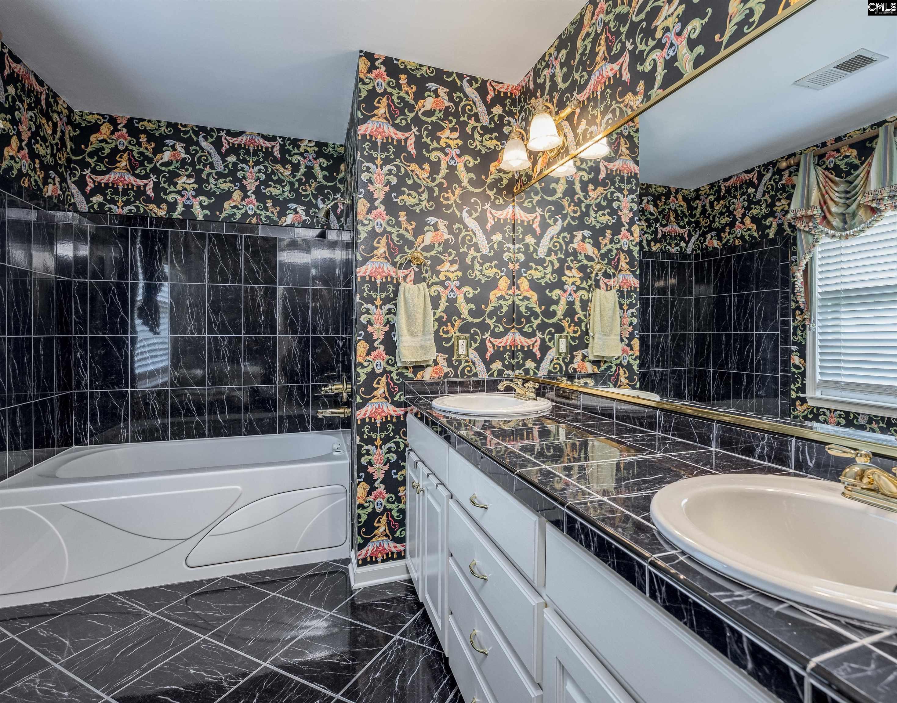104 Park Shore Drive Columbia, SC 29223-6023