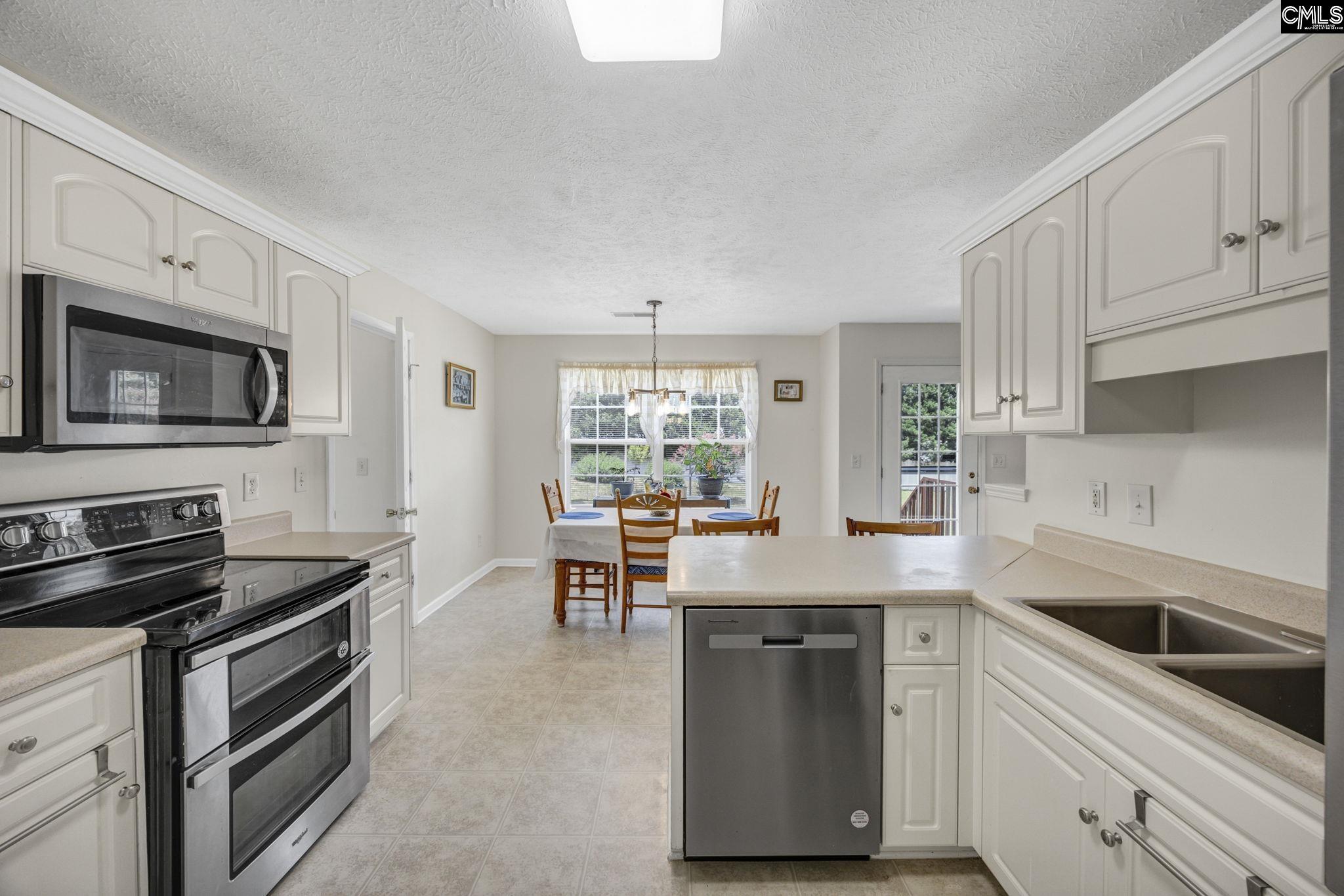124 Grandview Circle Columbia, SC 29229
