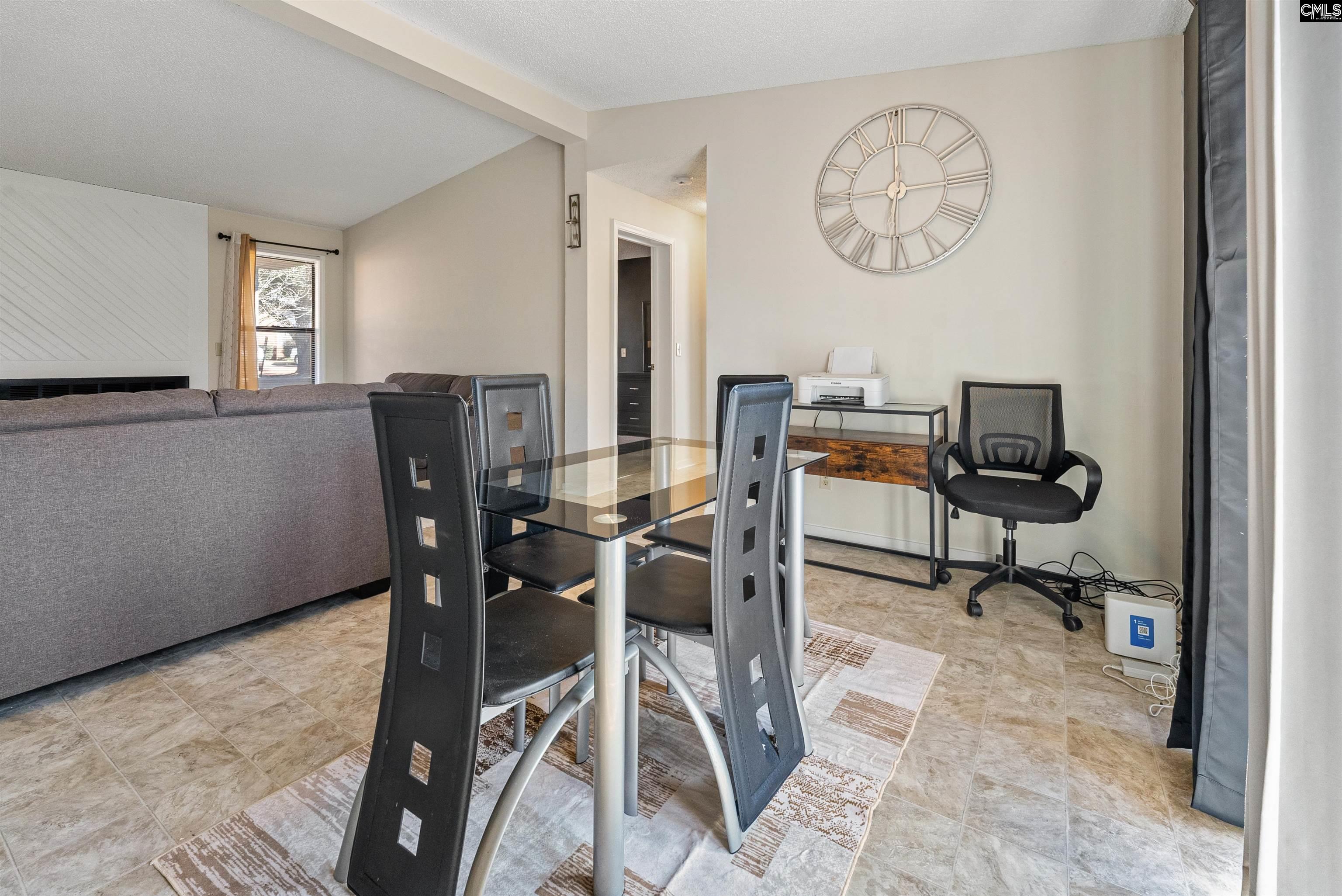 37 Canterbury Court Columbia, SC 29210