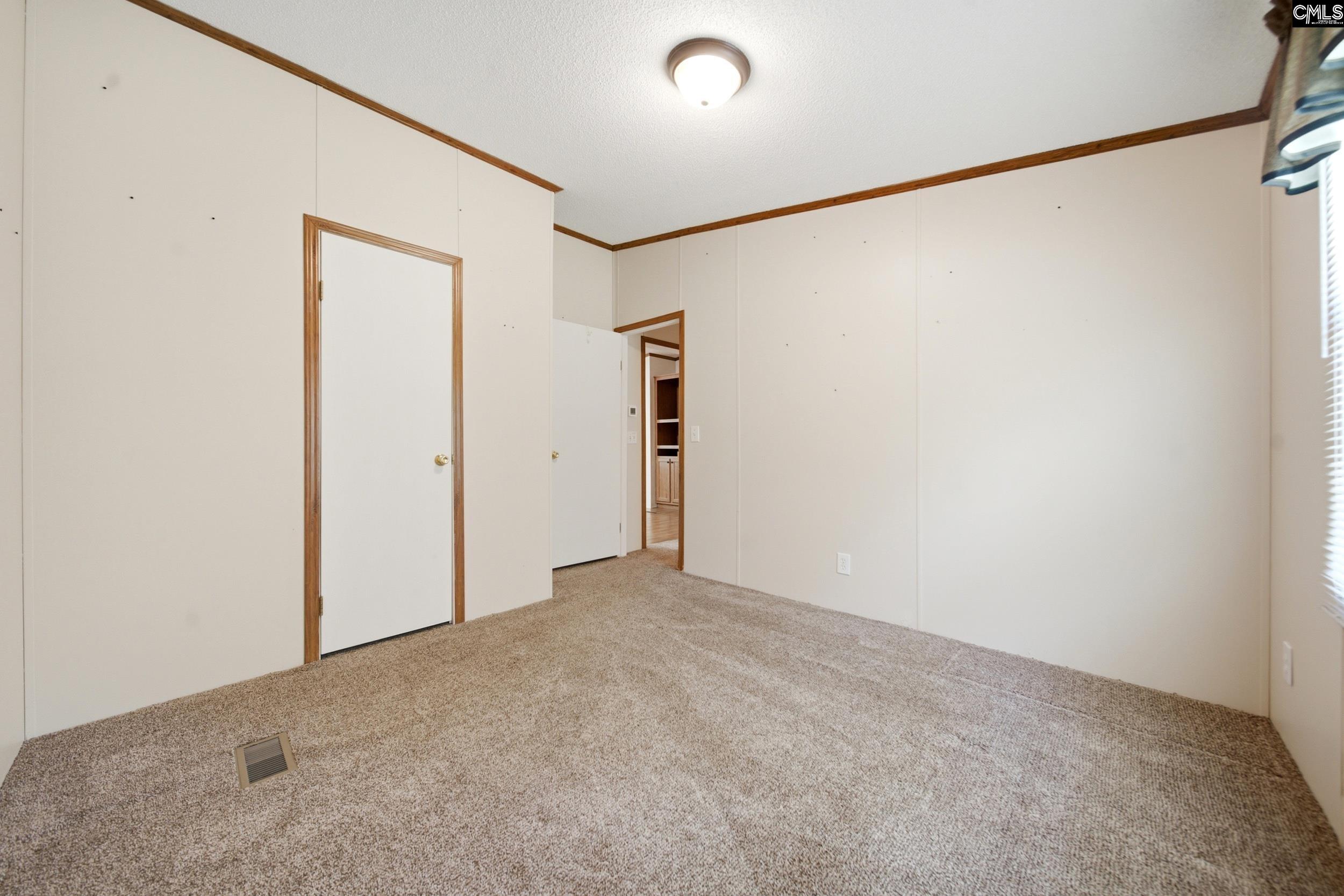 7033 E Peach Road Ridgeway, SC 29130