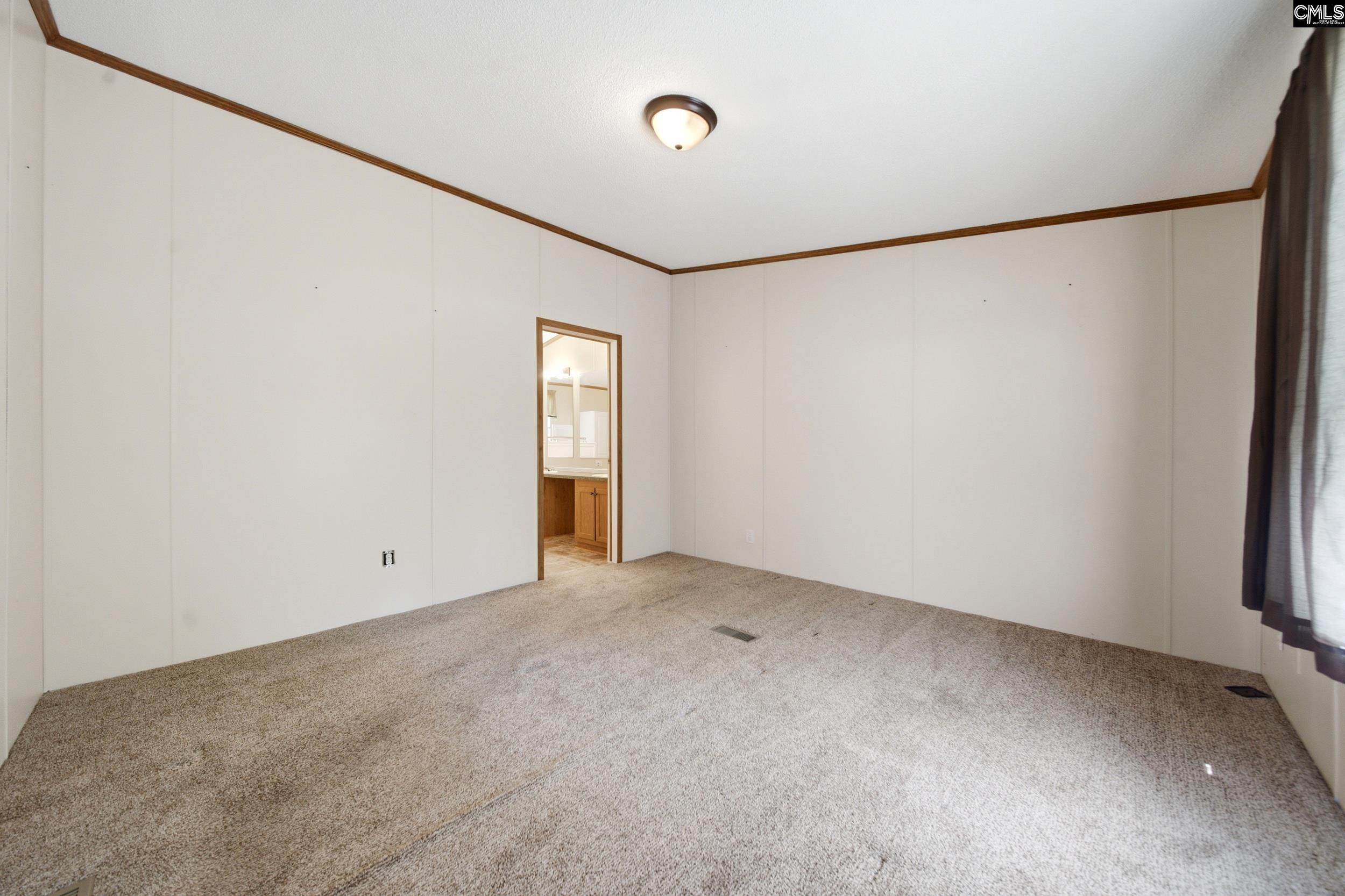 7033 E Peach Road Ridgeway, SC 29130