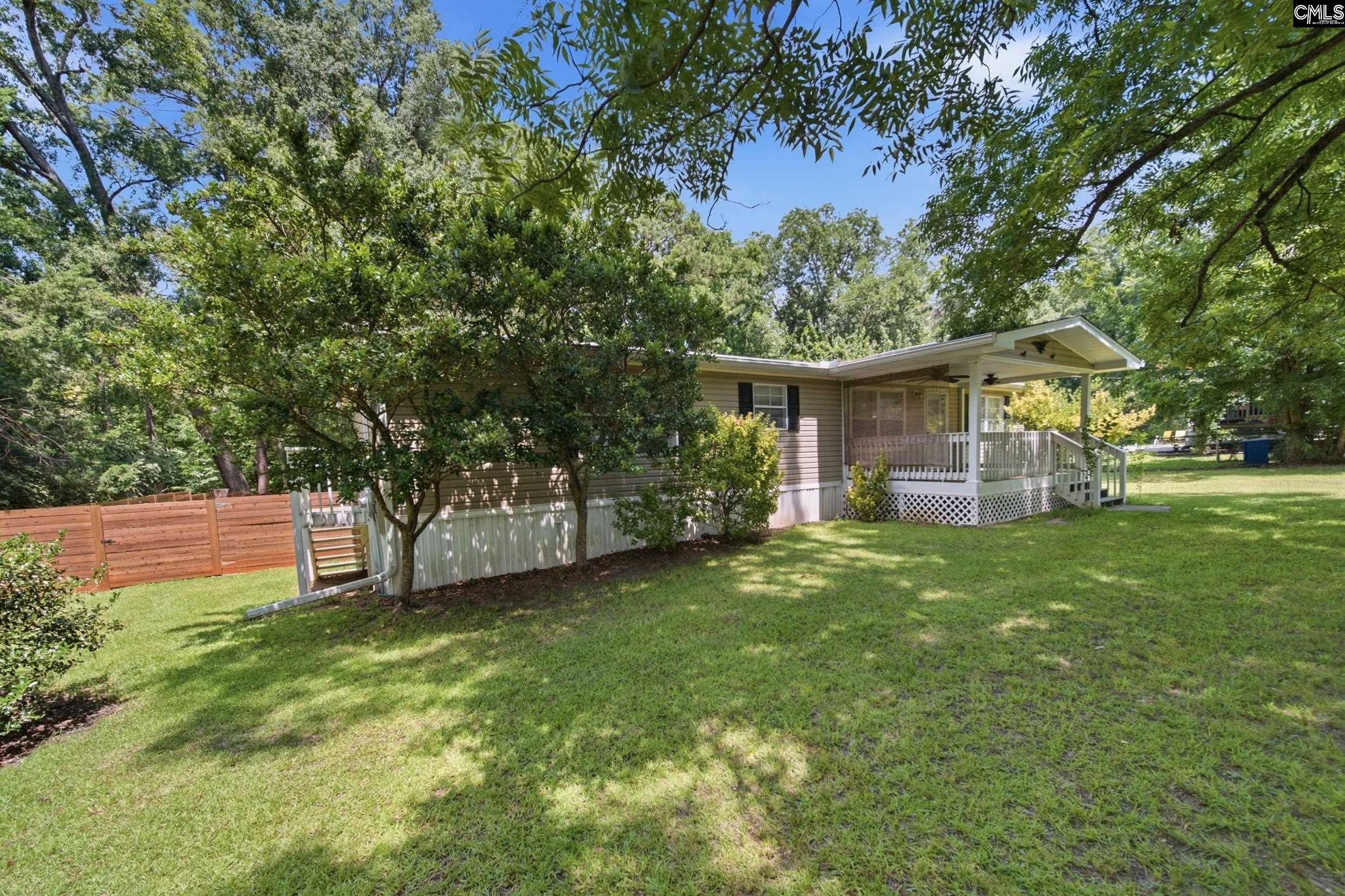 7033 E Peach Road Ridgeway, SC 29130