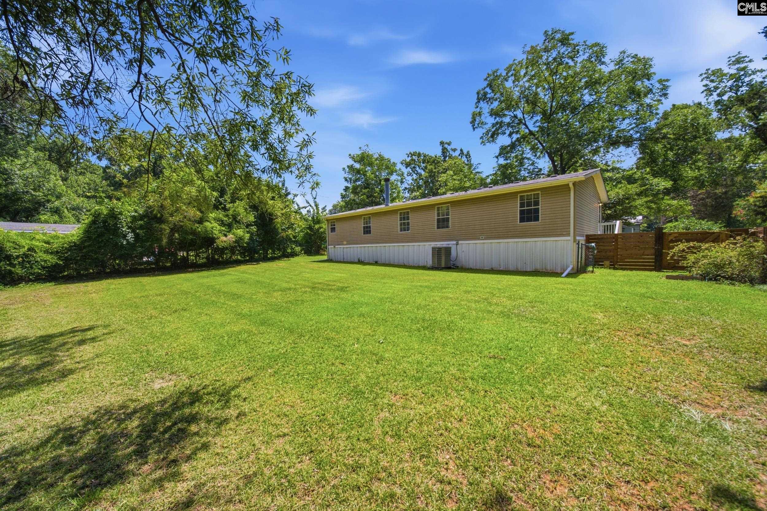 7033 E Peach Road Ridgeway, SC 29130