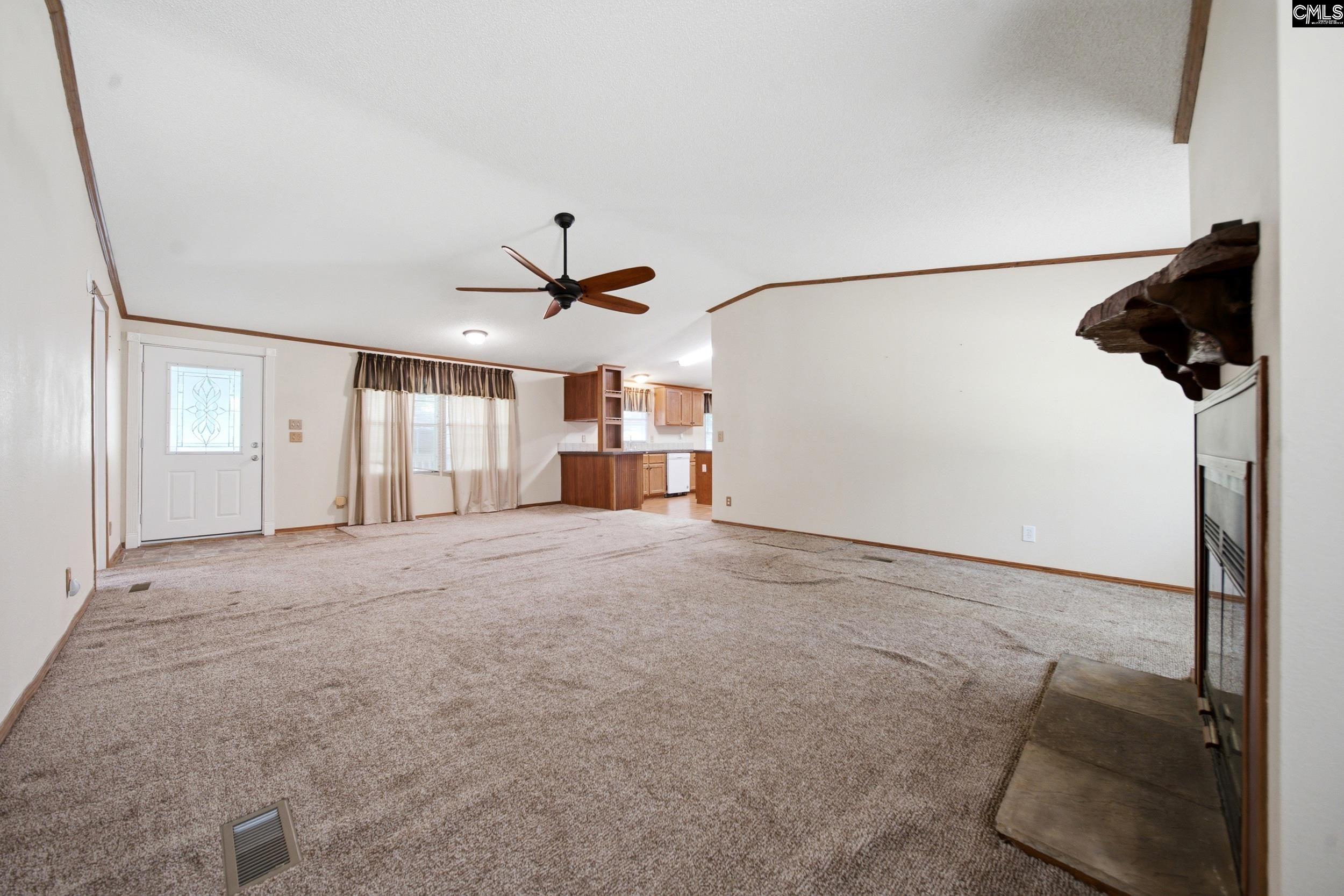 7033 E Peach Road Ridgeway, SC 29130