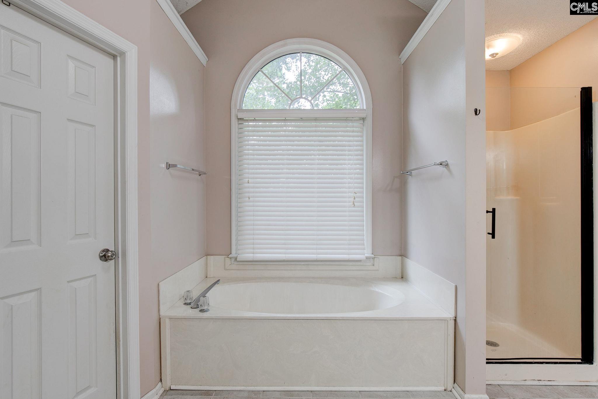 121 Foxridge Run, Lexington — photo 20