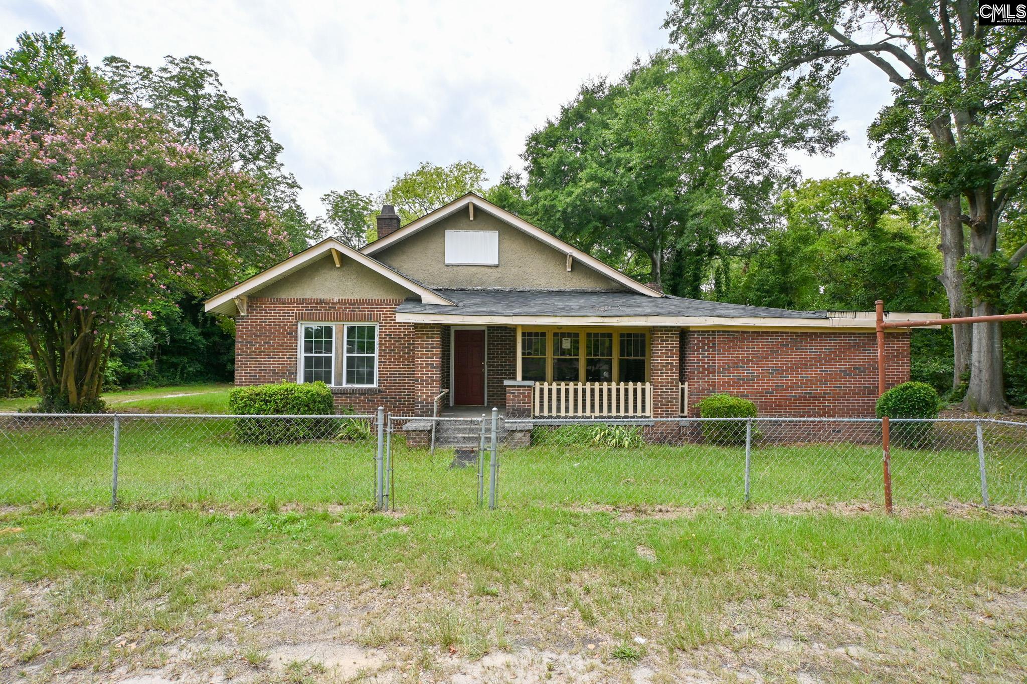 109 S Lee Street Leesville, SC 29070