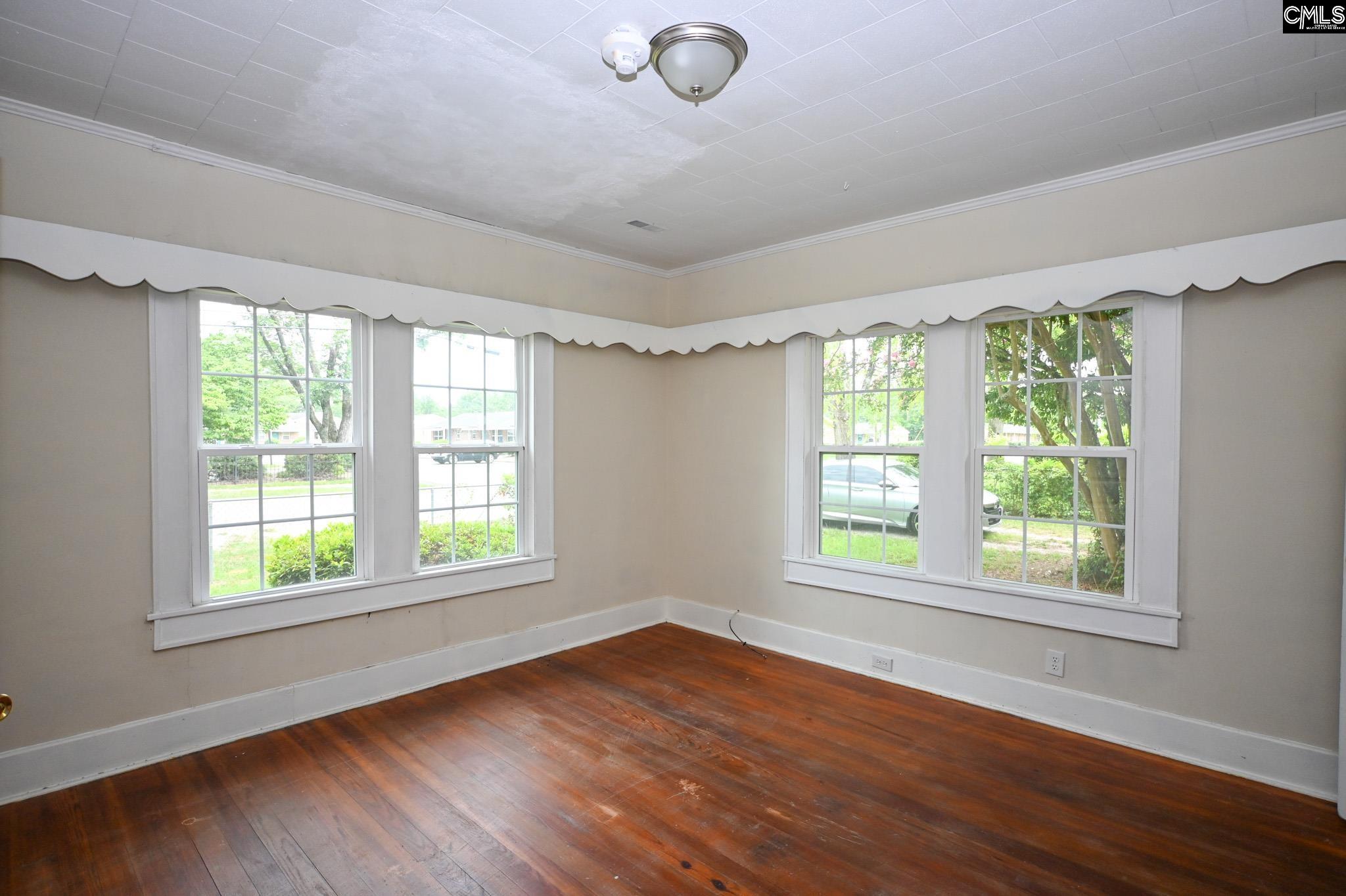 109 S Lee Street Leesville, SC 29070