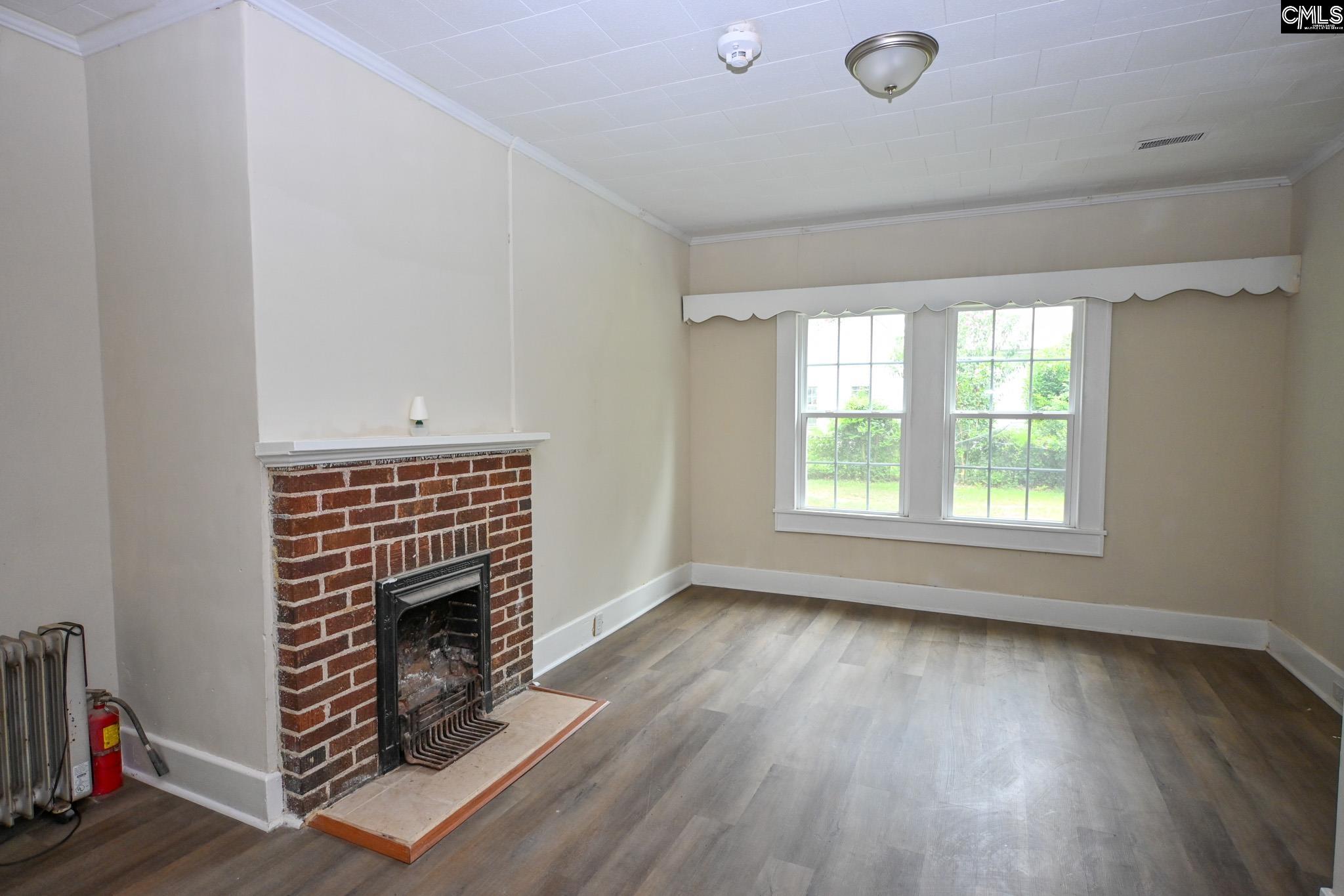 109 S Lee Street Leesville, SC 29070