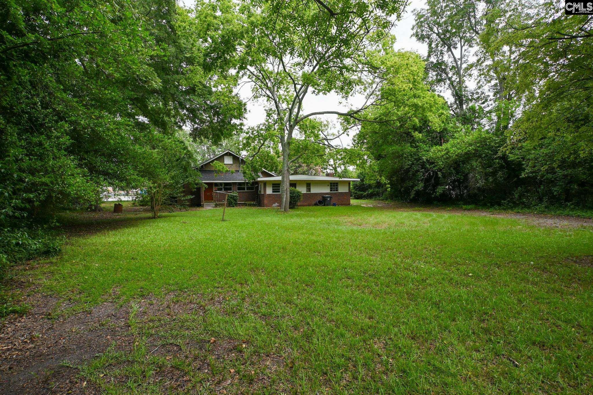 109 S Lee Street Leesville, SC 29070