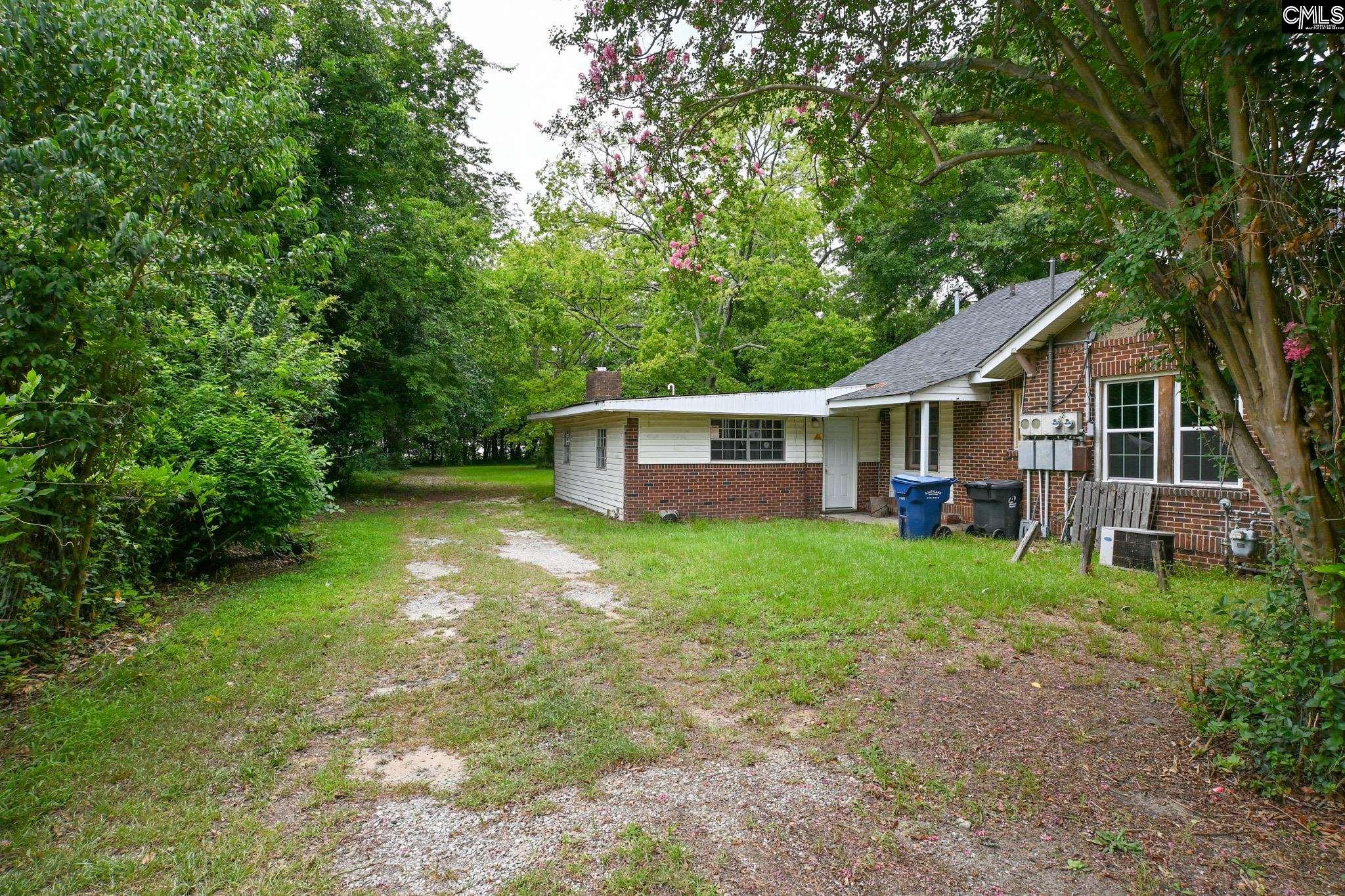 109 S Lee Street Leesville, SC 29070