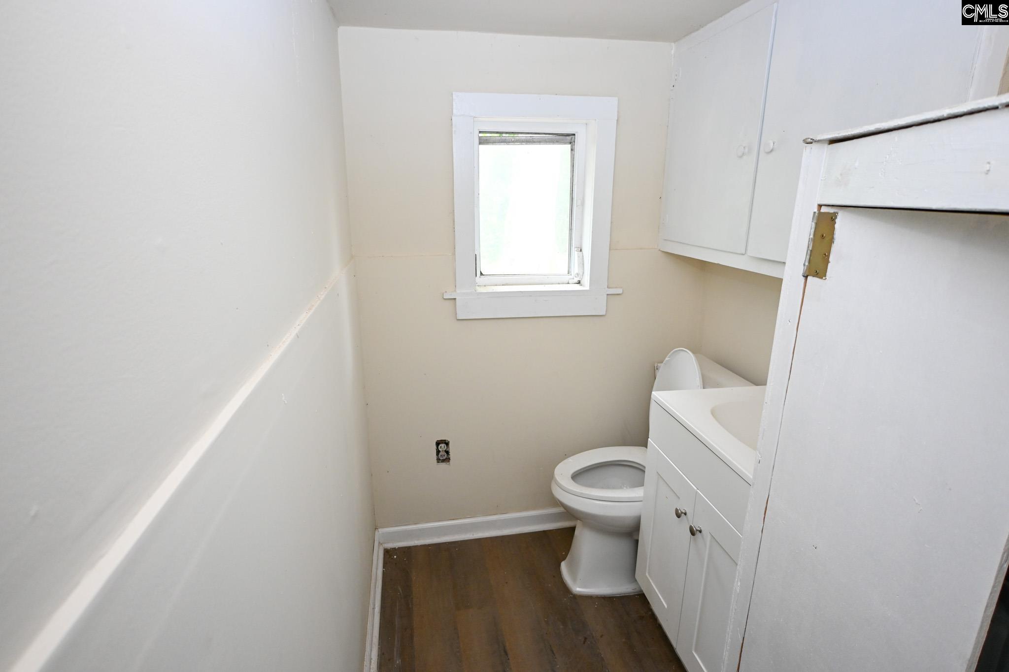 109 S Lee Street Leesville, SC 29070