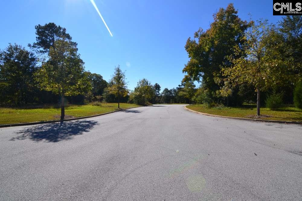 2 Blythe View Court