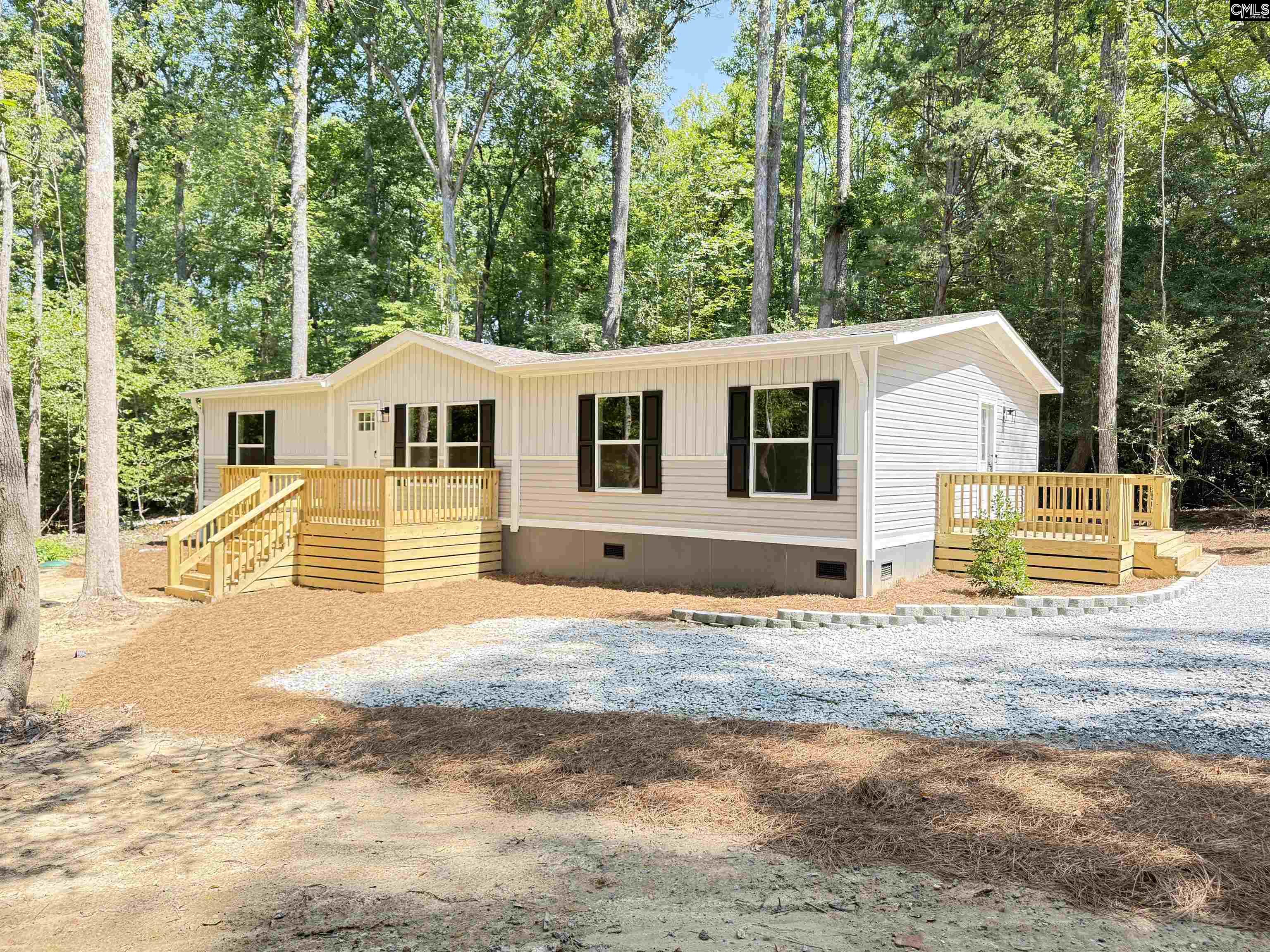 281 Douglas Road