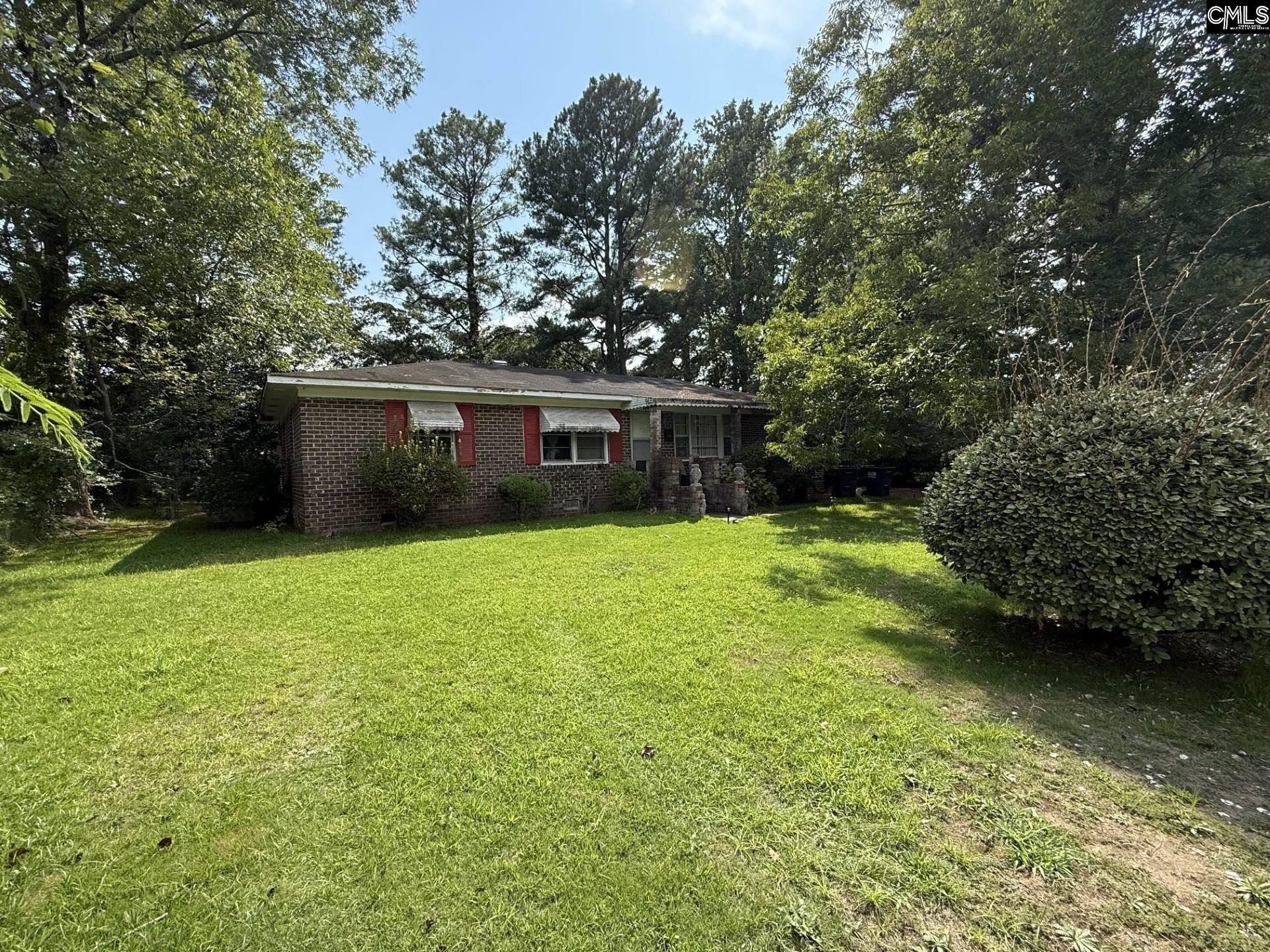 309 Huggins Street