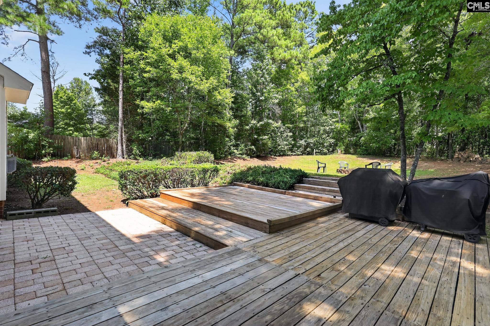 8 Otter Trail Court