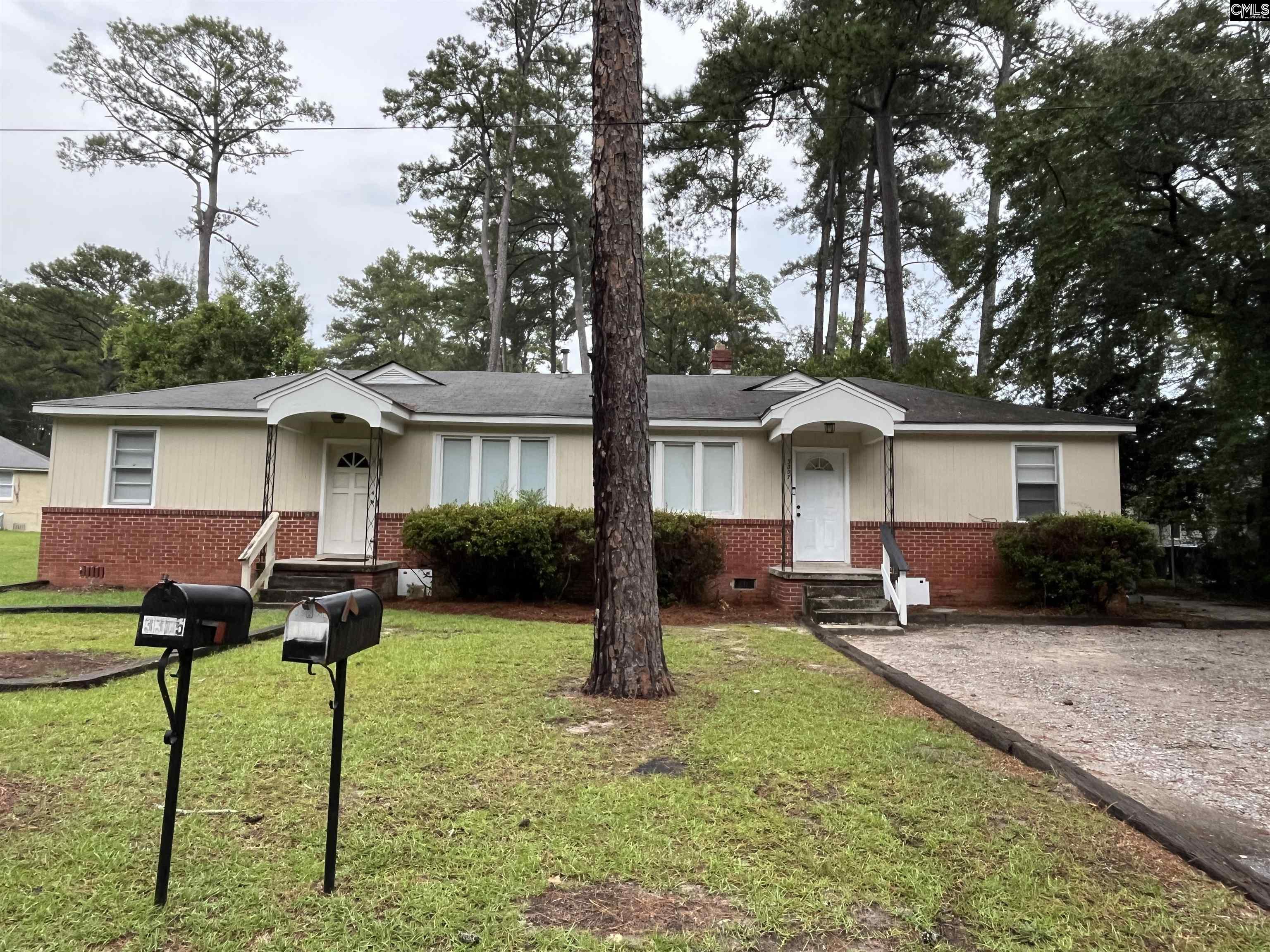 3305-3307 Brookwood Court