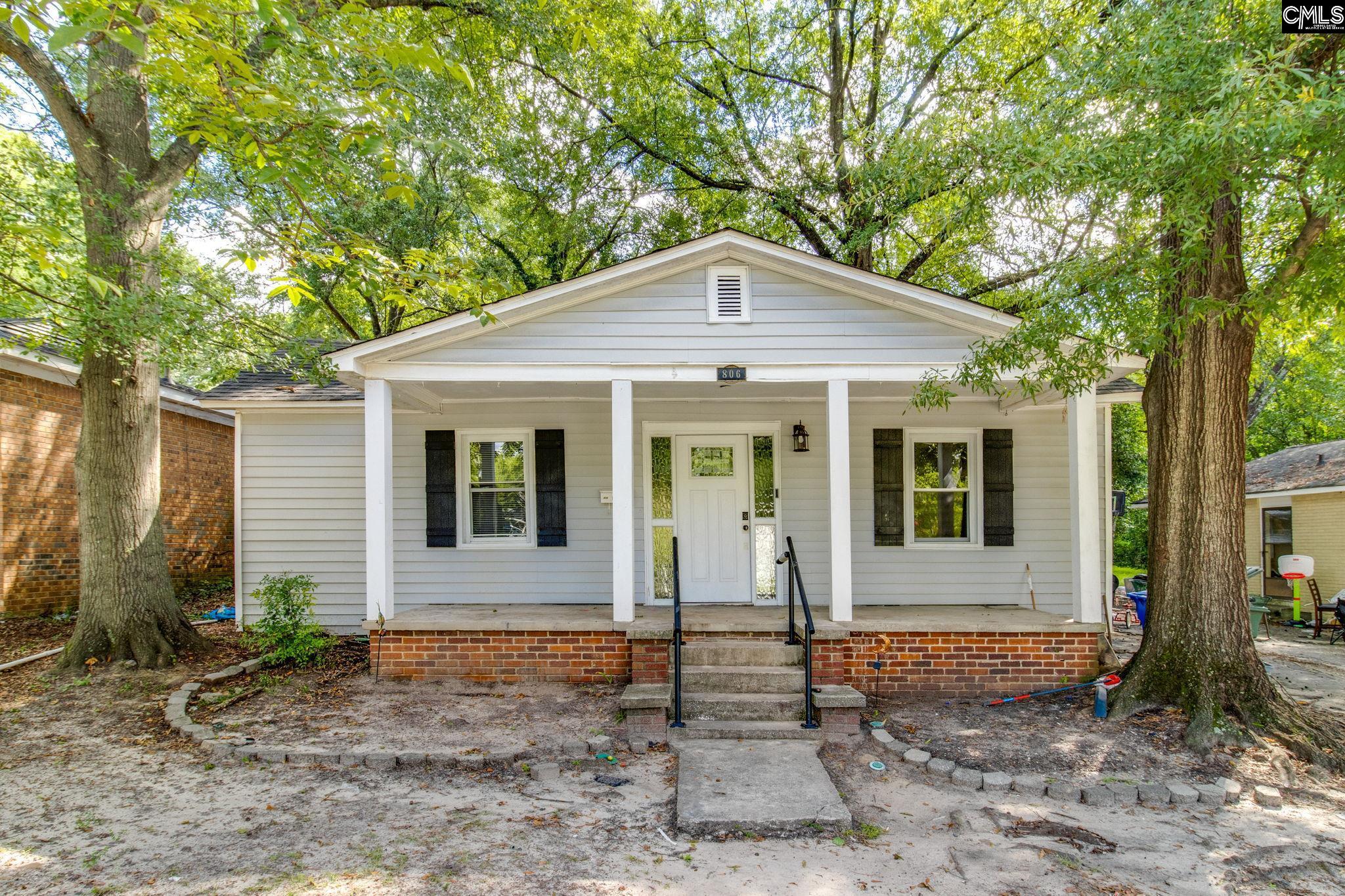 806 Woodrow Street