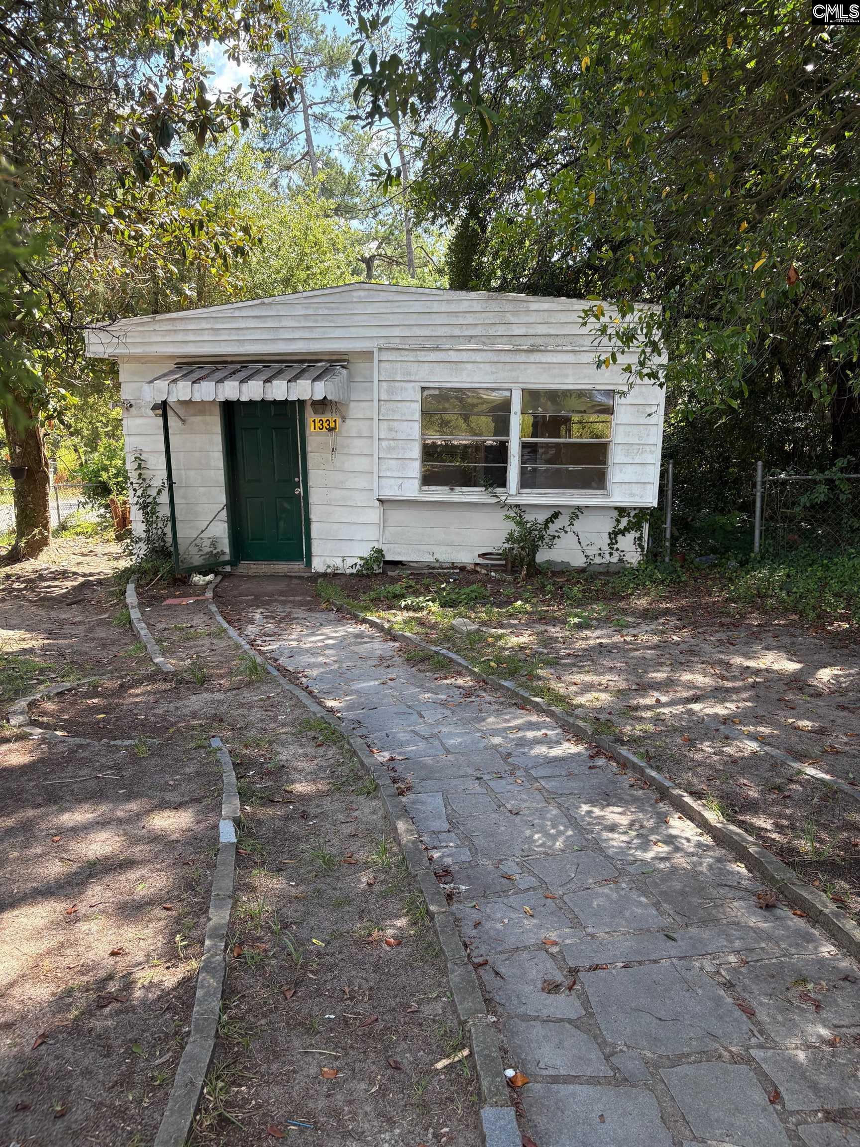 1331 Head Street