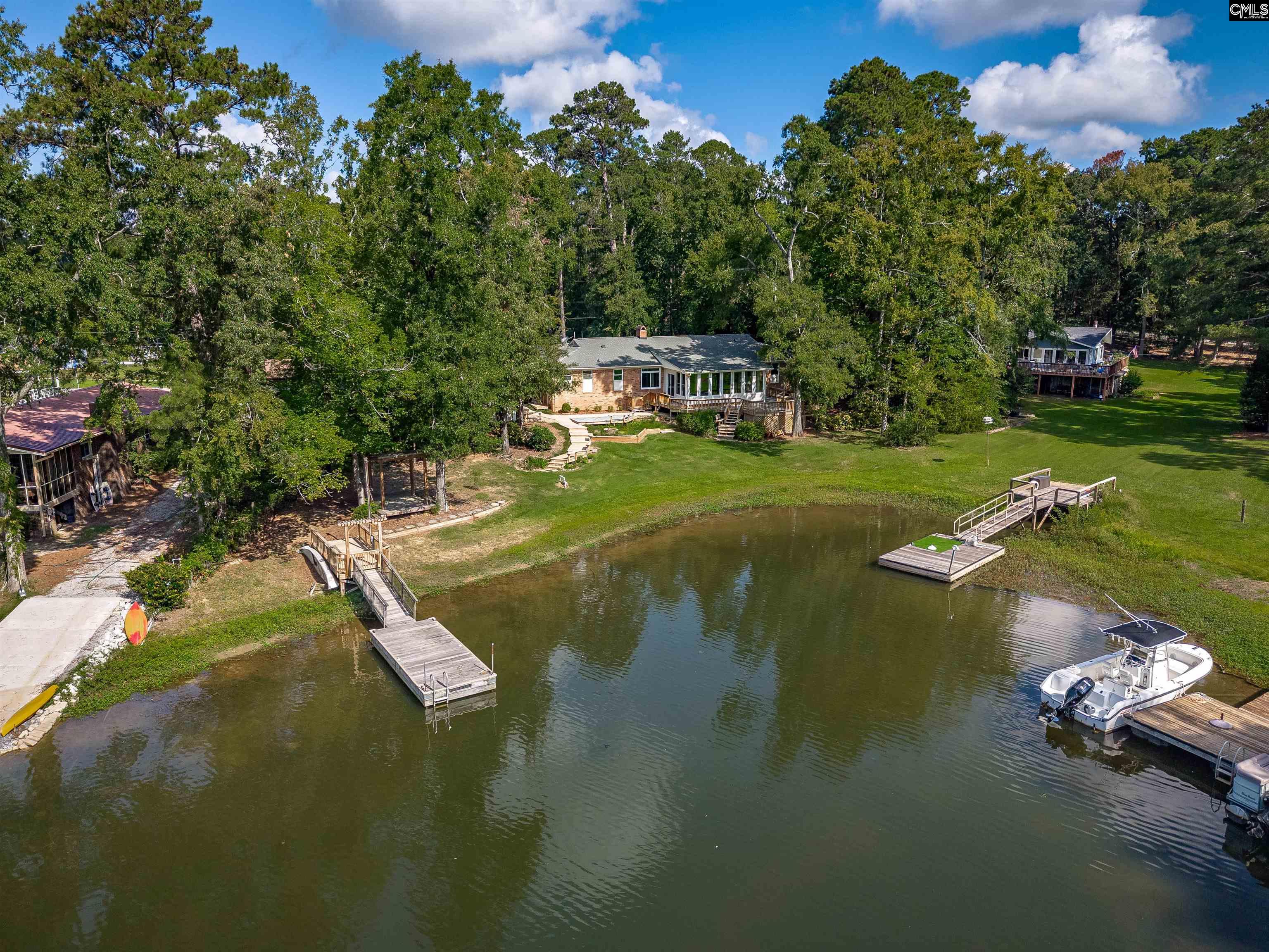 161 Woodlake Circle
