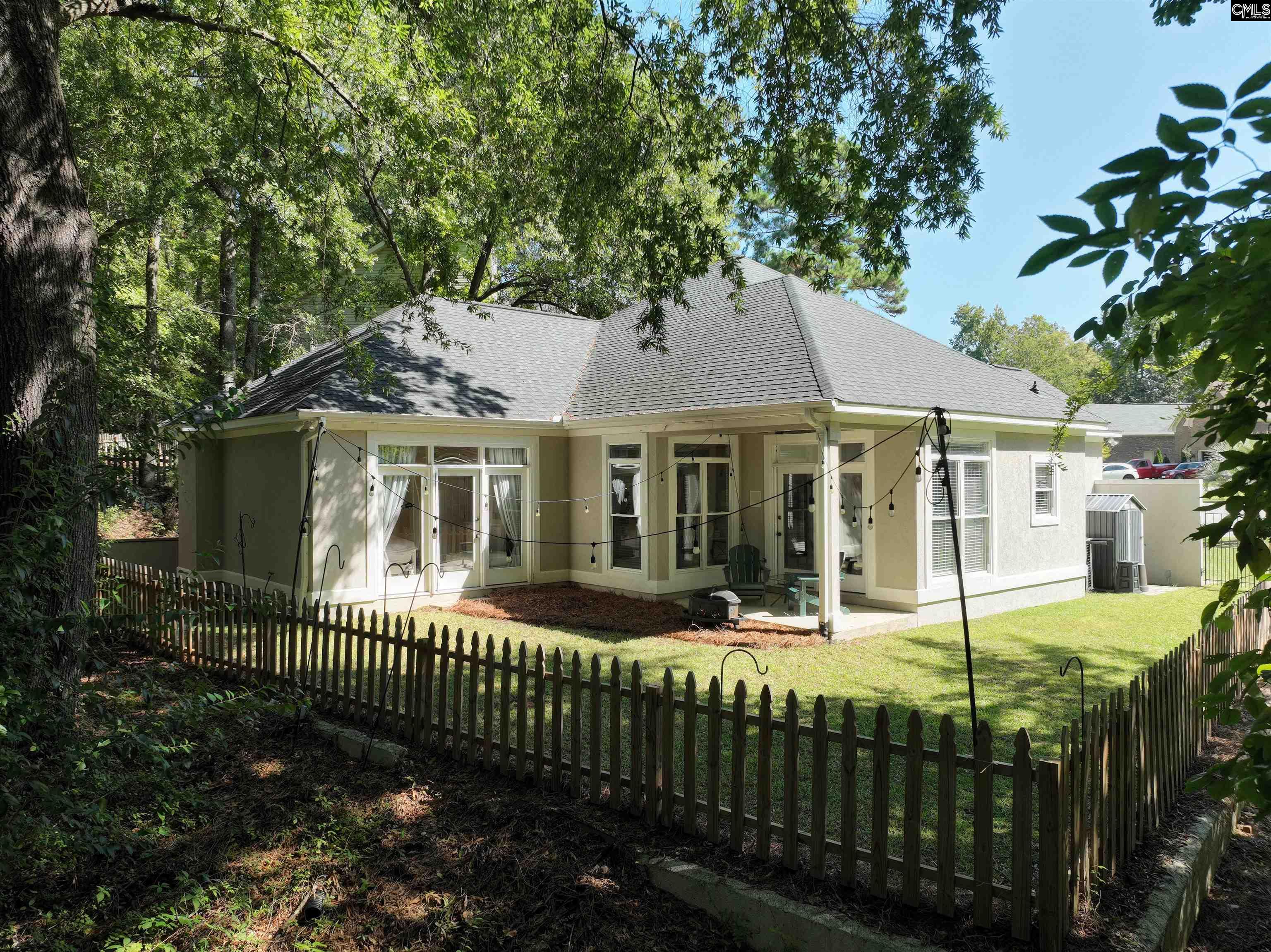 14 Saddleback Ledge Court