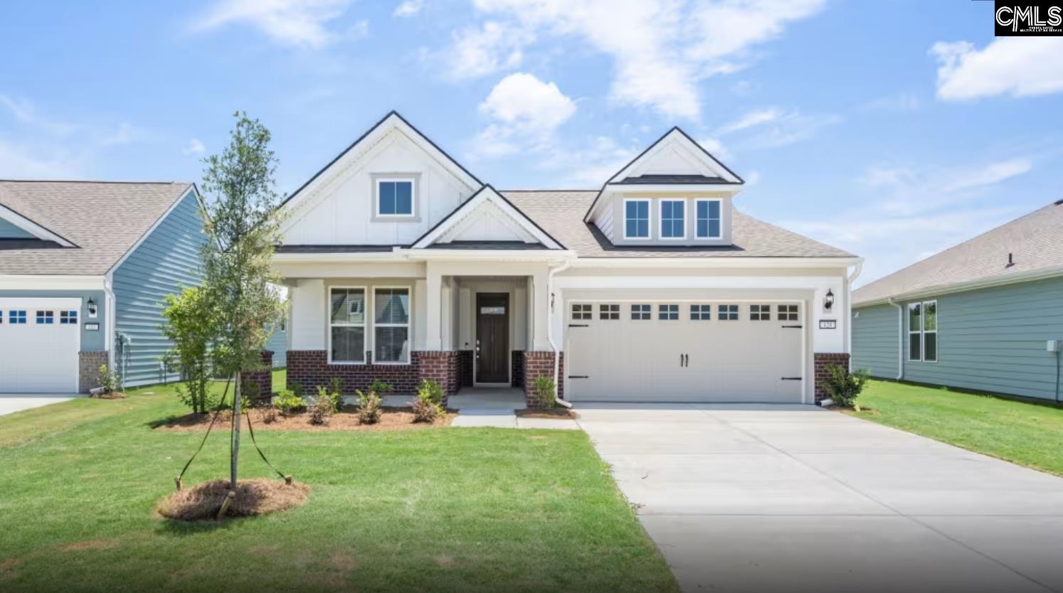 487 Oakleaf Chase Circle