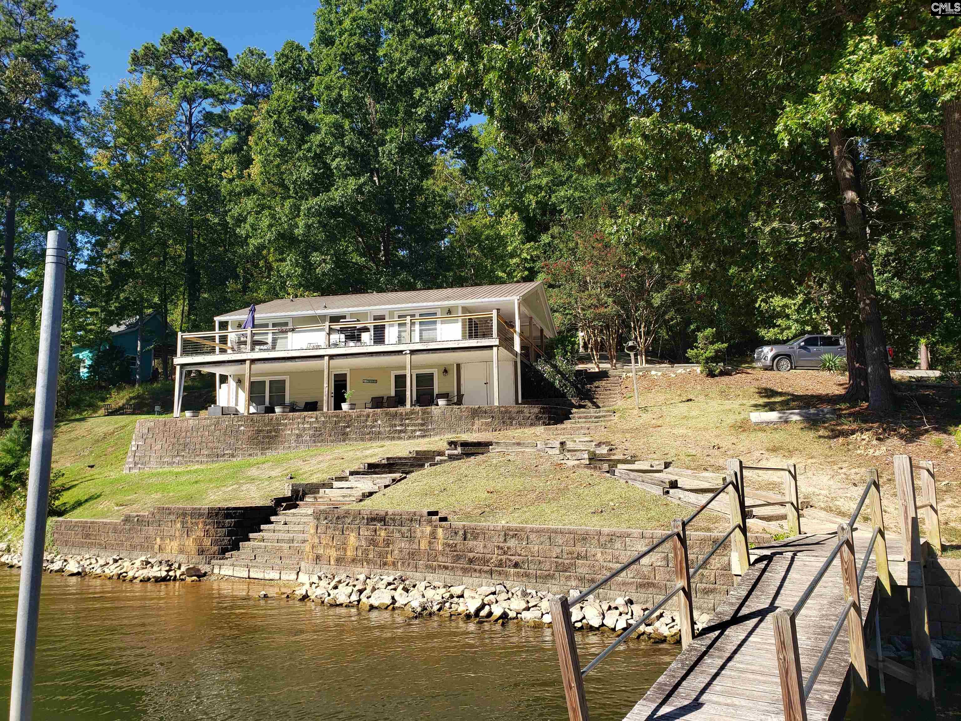 1582 Ginkgo Trail